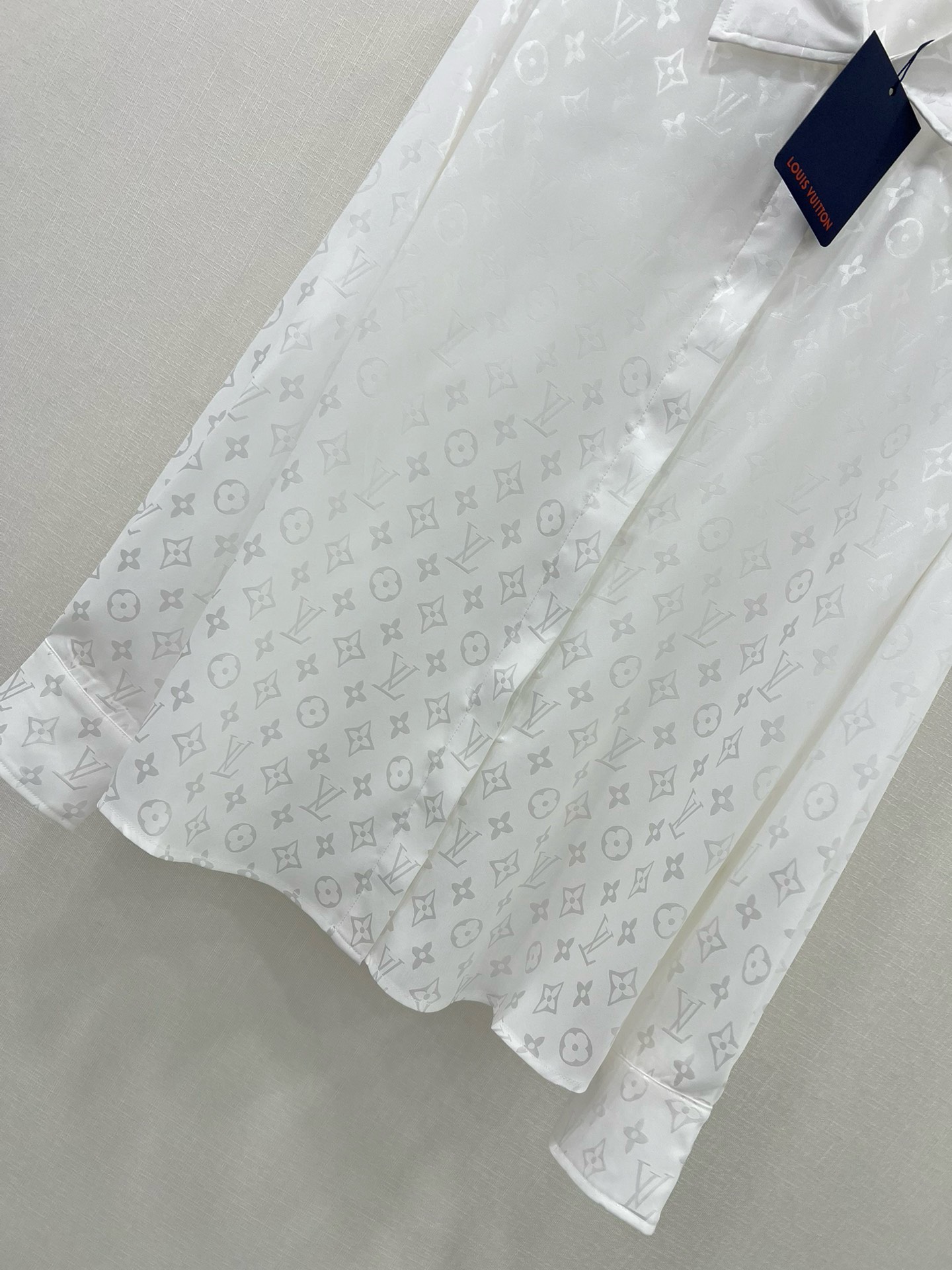 Bagsaaa L0vis Vvtt0n Silk Monogram Shirt In White
