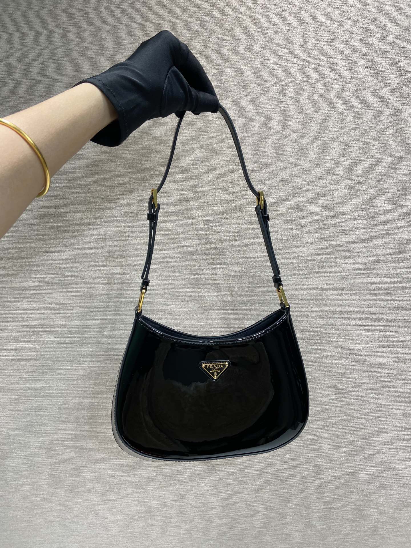 Bagsaaa Pra*a Hobo Shoulder Bag Black Patent Leather - 22*18.5*4.5cm