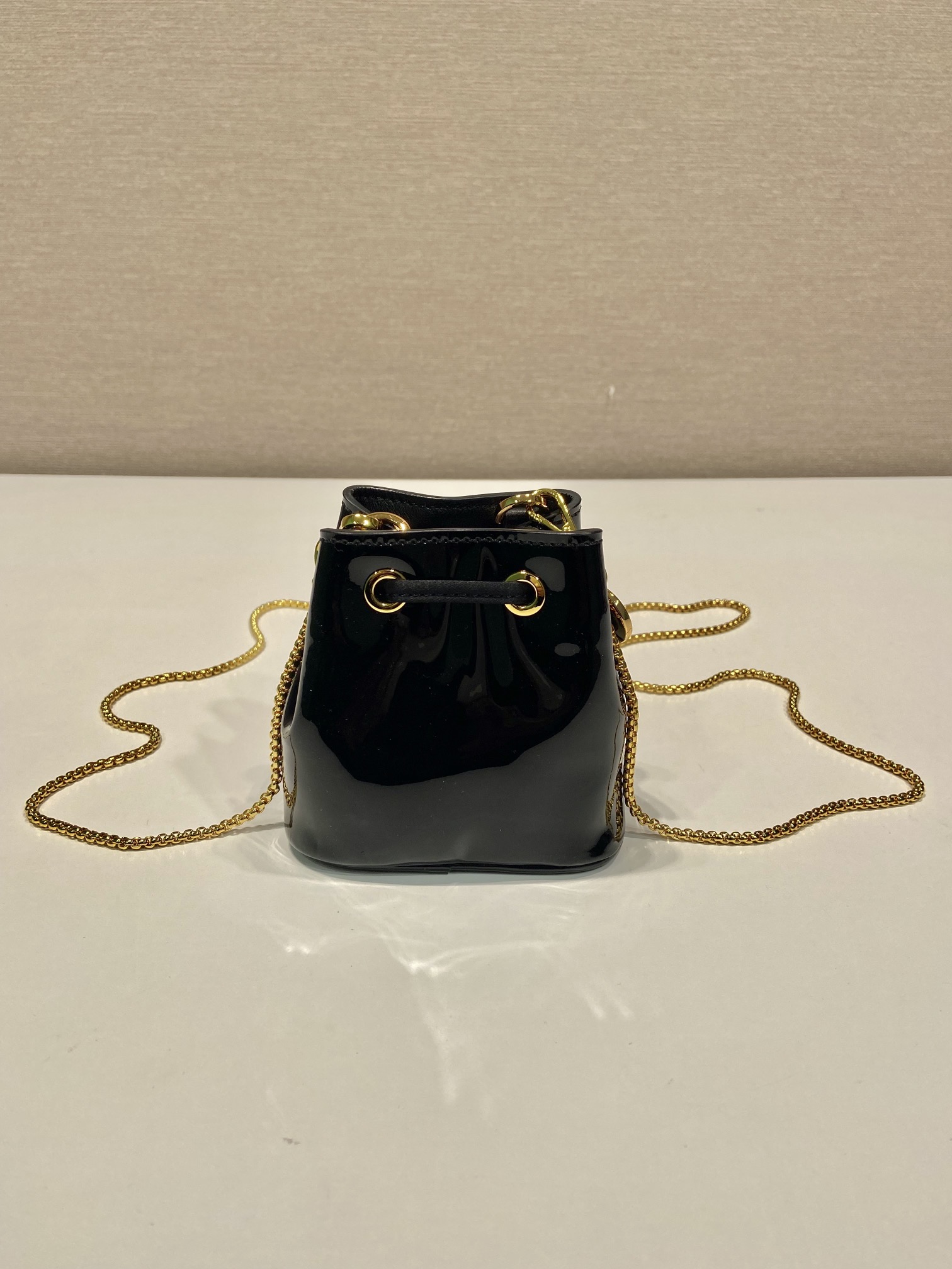 Bagsaaa Pra*a Patentm Black Leather Mini Pouch - 10*12*7cm
