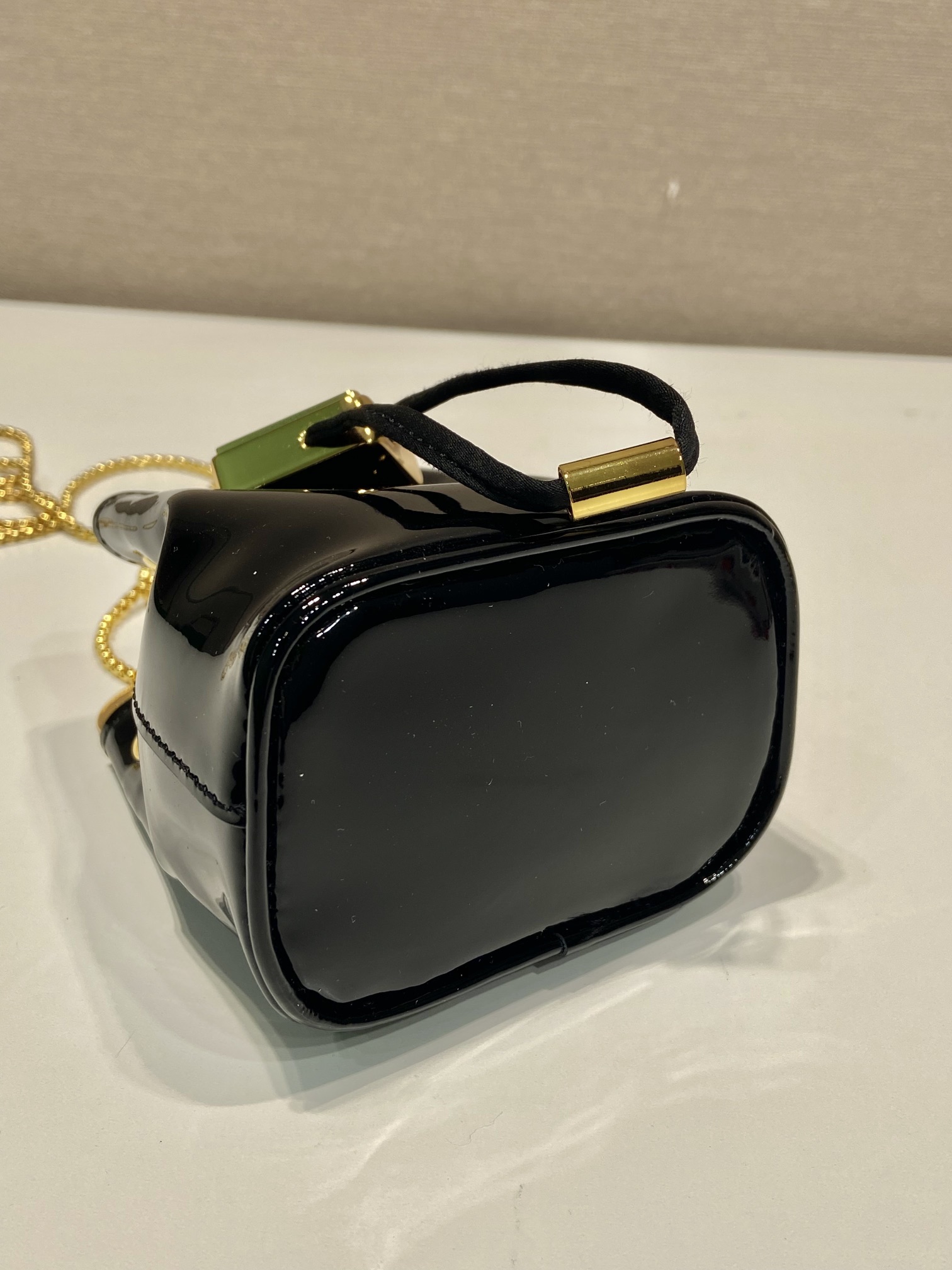 Bagsaaa Pra*a Patentm Black Leather Mini Pouch - 10*12*7cm