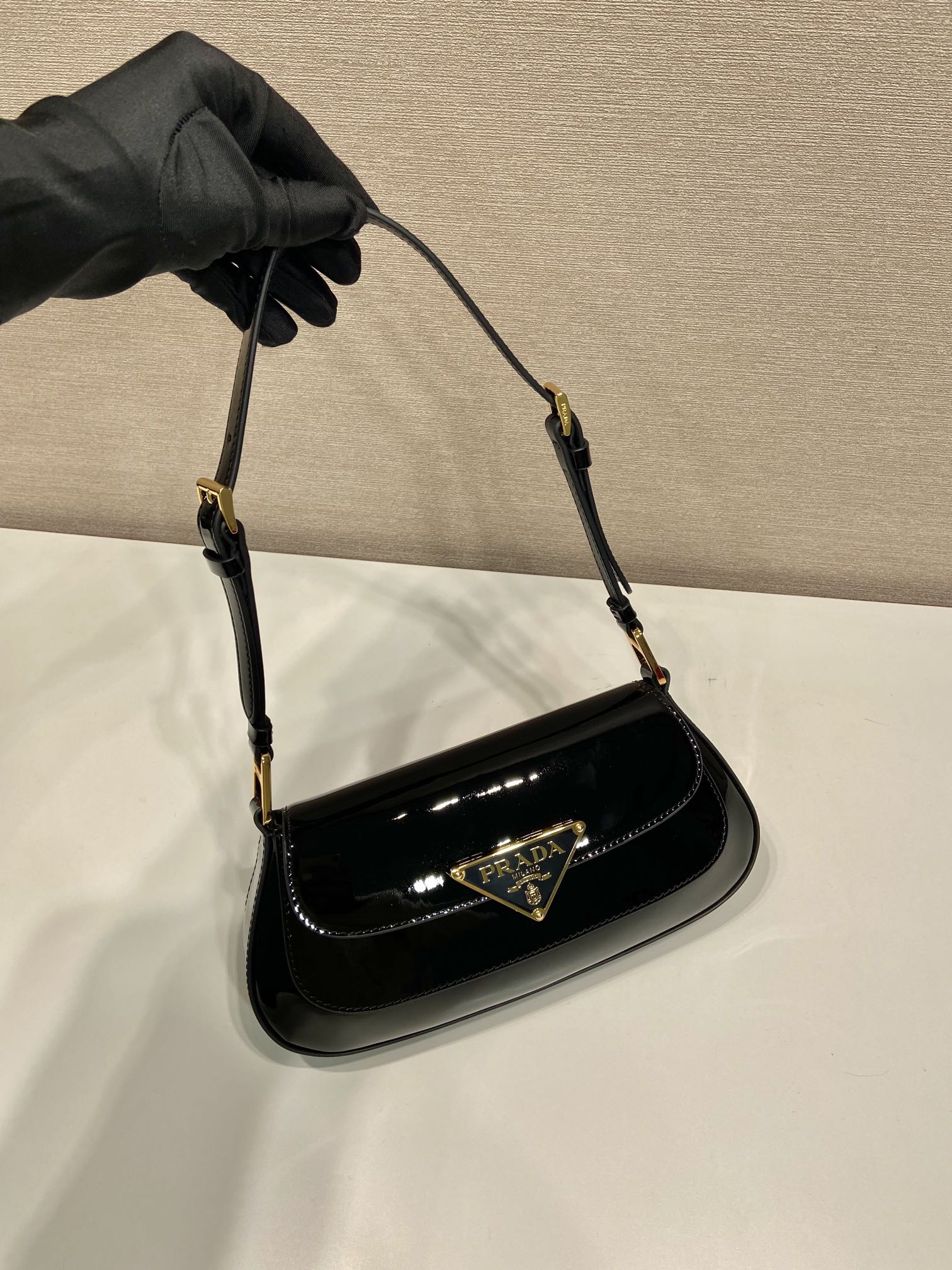 Bagsaaa Pra*a Black Patent Leather Shoulder Bag - 24*11*4cm
