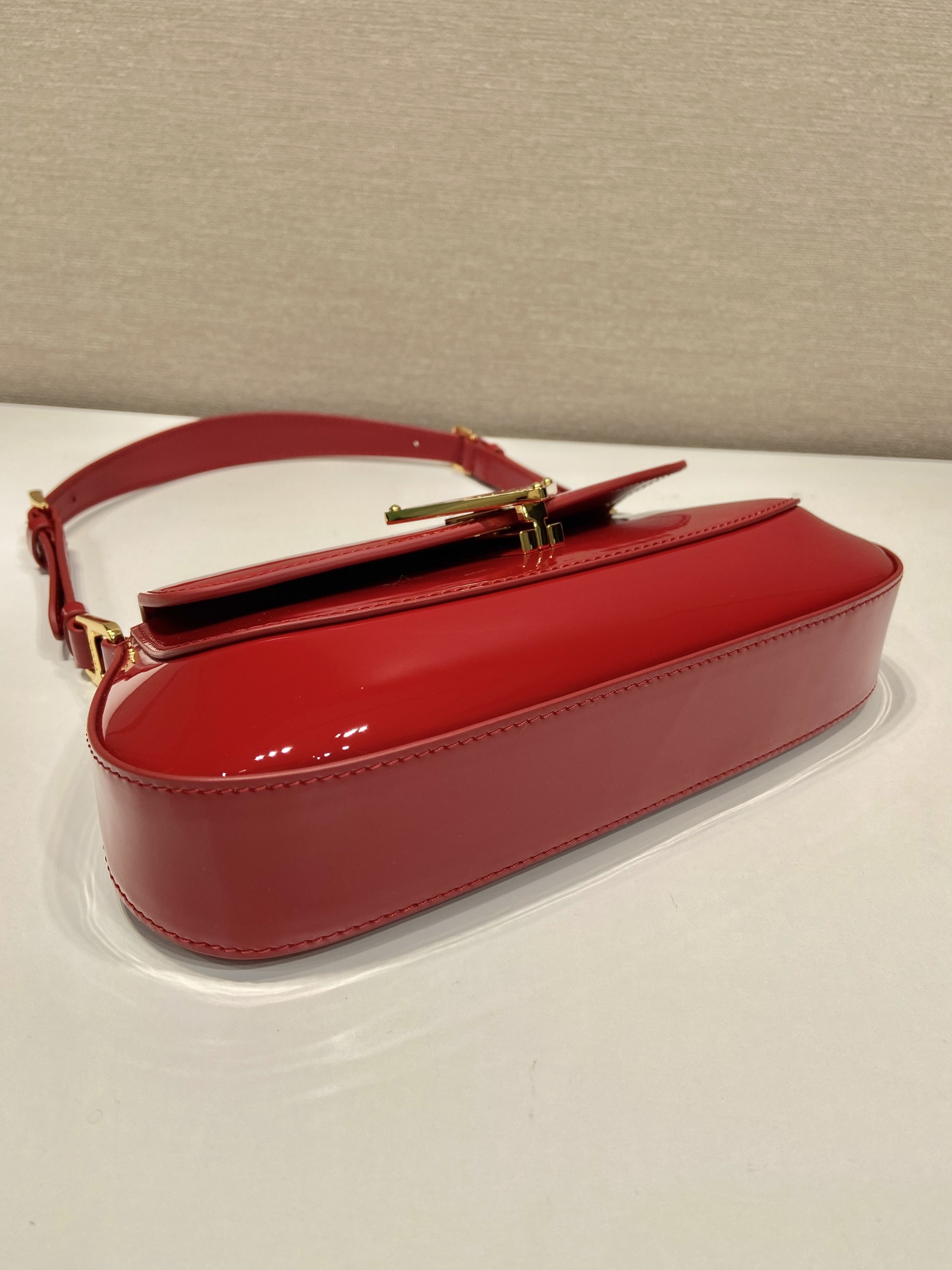 Bagsaaa Pra*a Cherry Red Patent Leather Shoulder Bag - 24*11*4cm