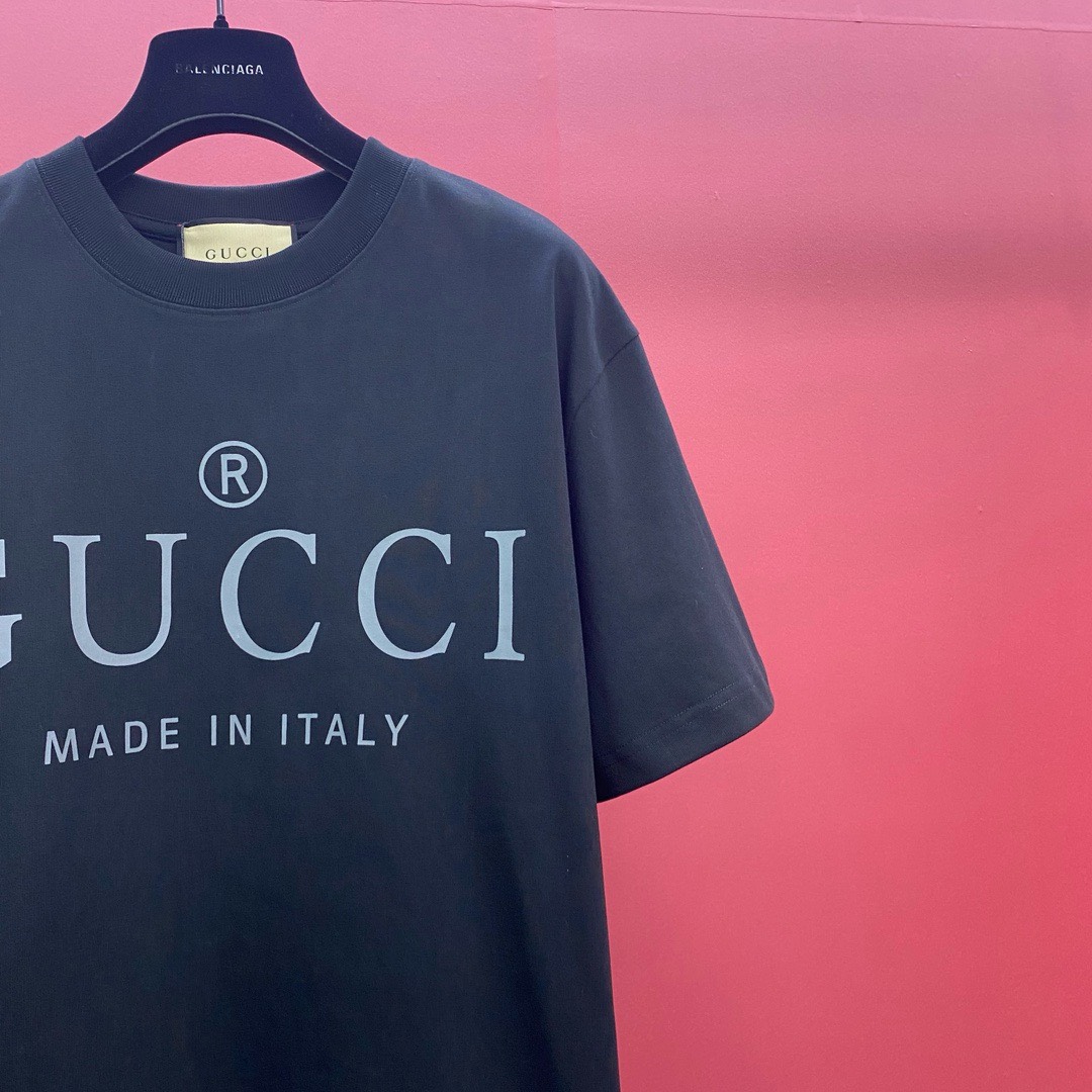 Bagsaaa Gvc*1 Made In Italy Black T-Shirt