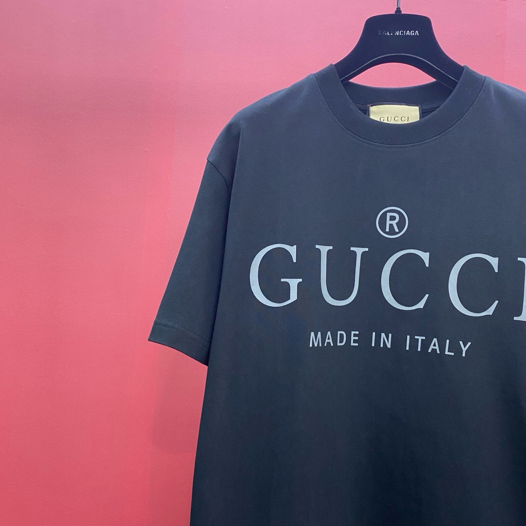 Bagsaaa Gvc*1 Made In Italy Black T-Shirt