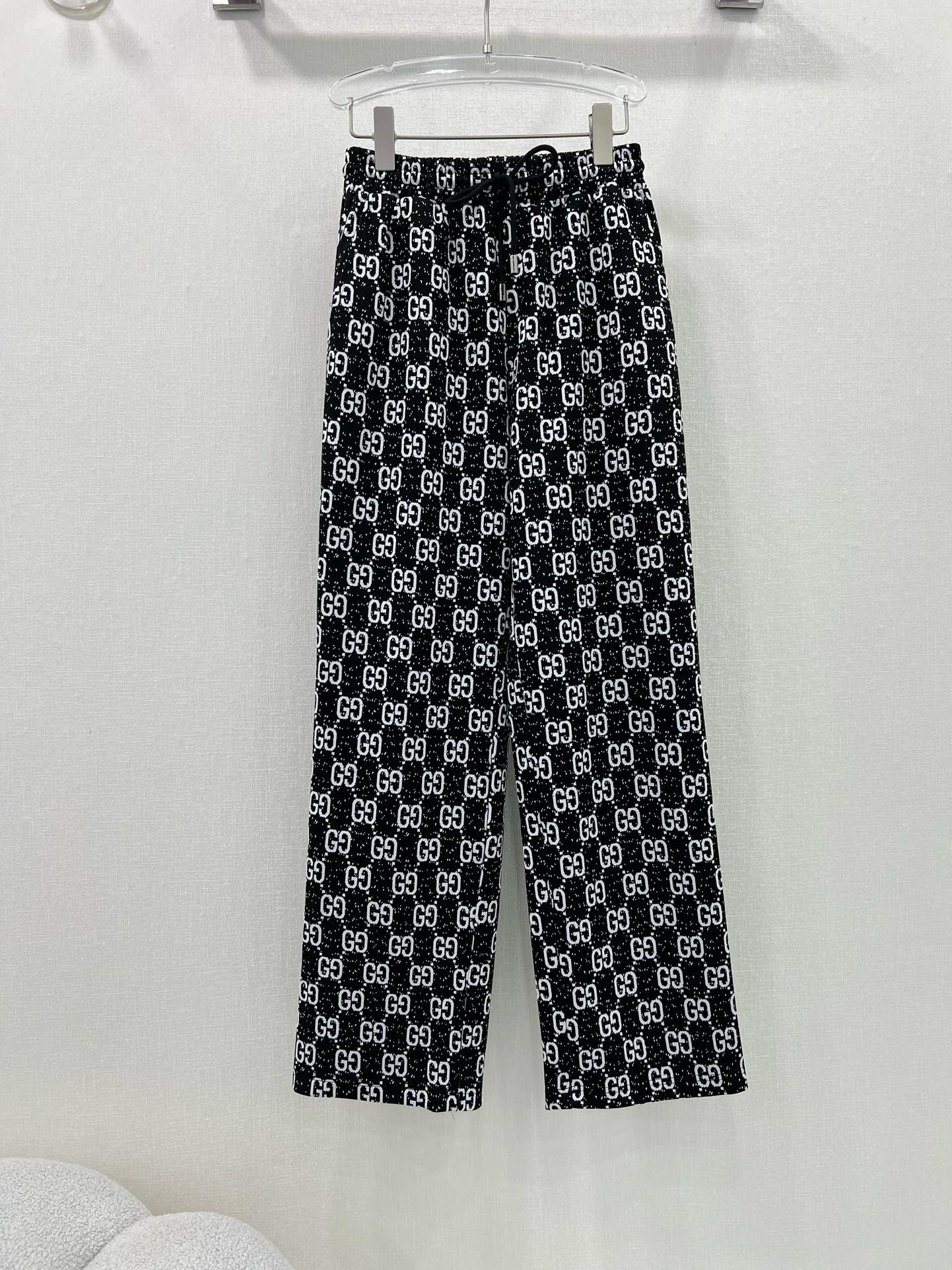 Bagsaaa Gvc*1 GG Ebony Black Velvet Pants