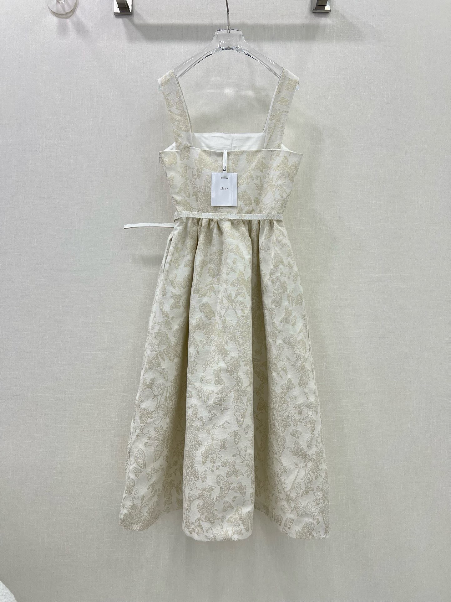 Bagsaaa D10r Mid-Length Belted Dress White Gold Tone Butterfly