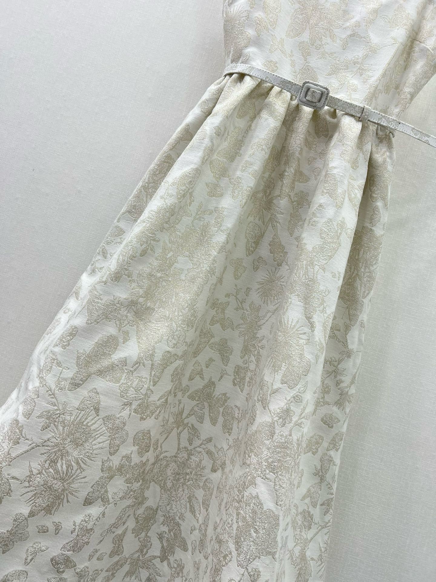 Bagsaaa D10r Mid-Length Belted Dress White Gold Tone Butterfly