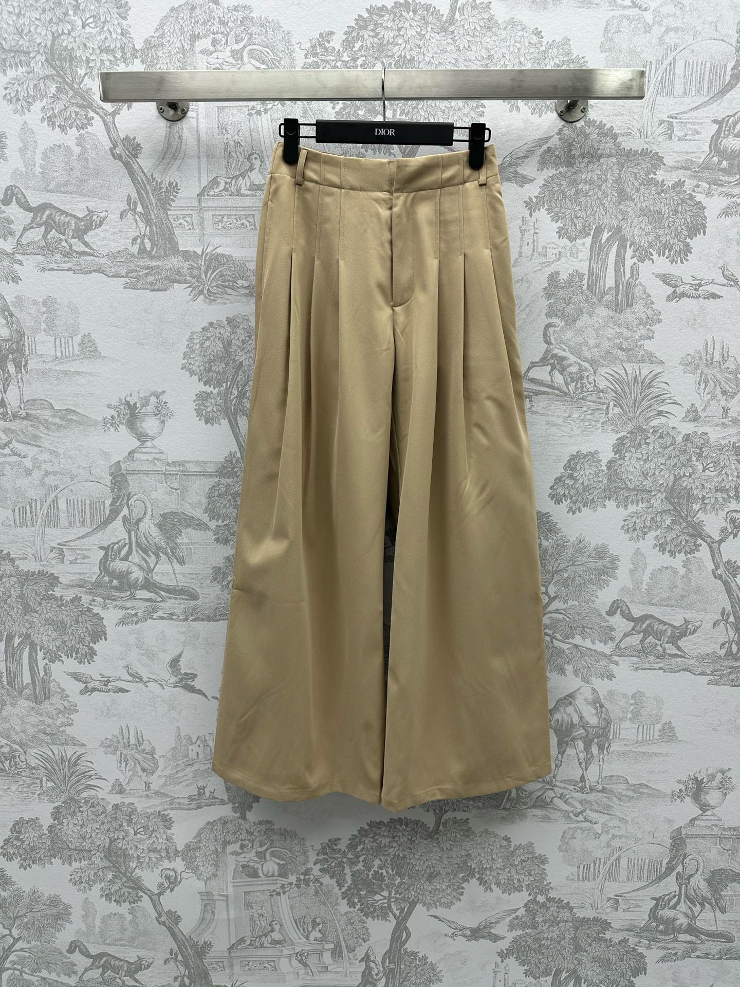 Bagsaaa D10r Set In Beige