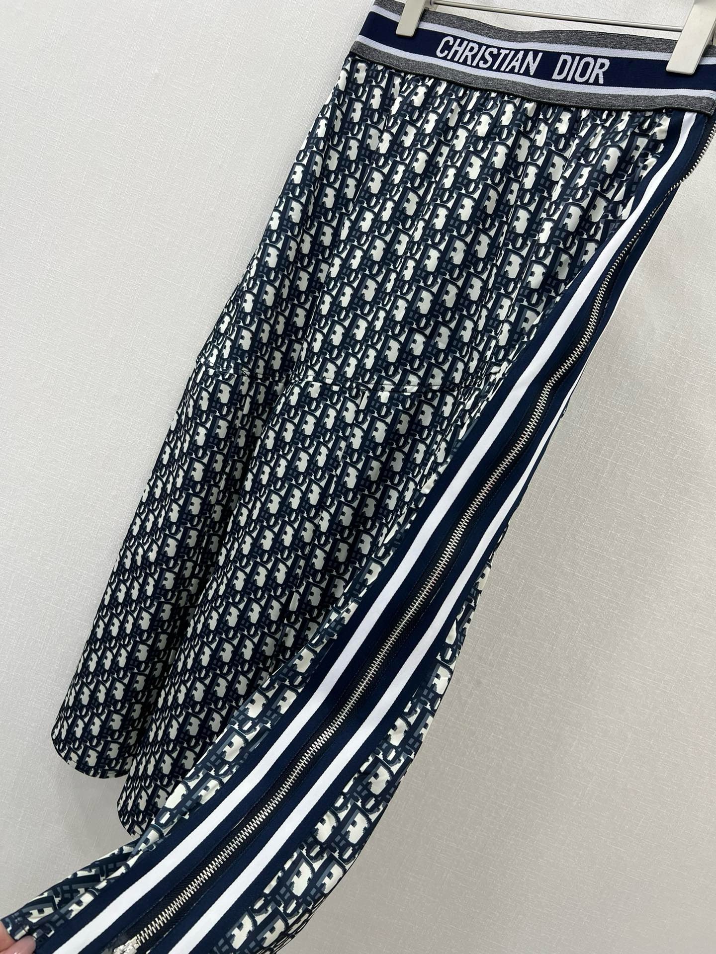 Bagsaaa D10r Oblique Jacquard Zipper Blue Long Skirt