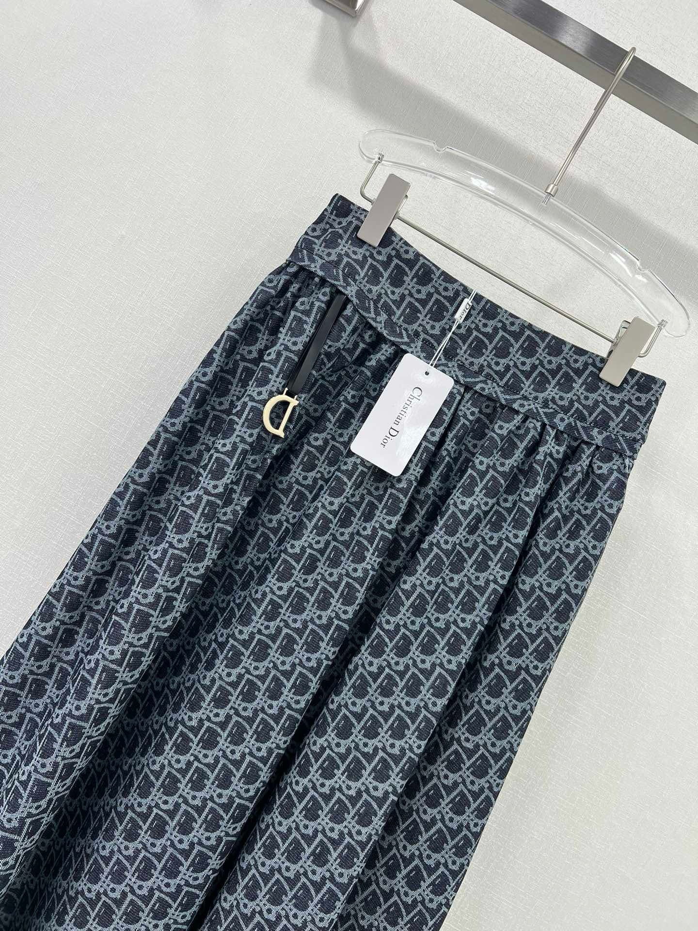 Bagsaaa D10r Pleat Skirt