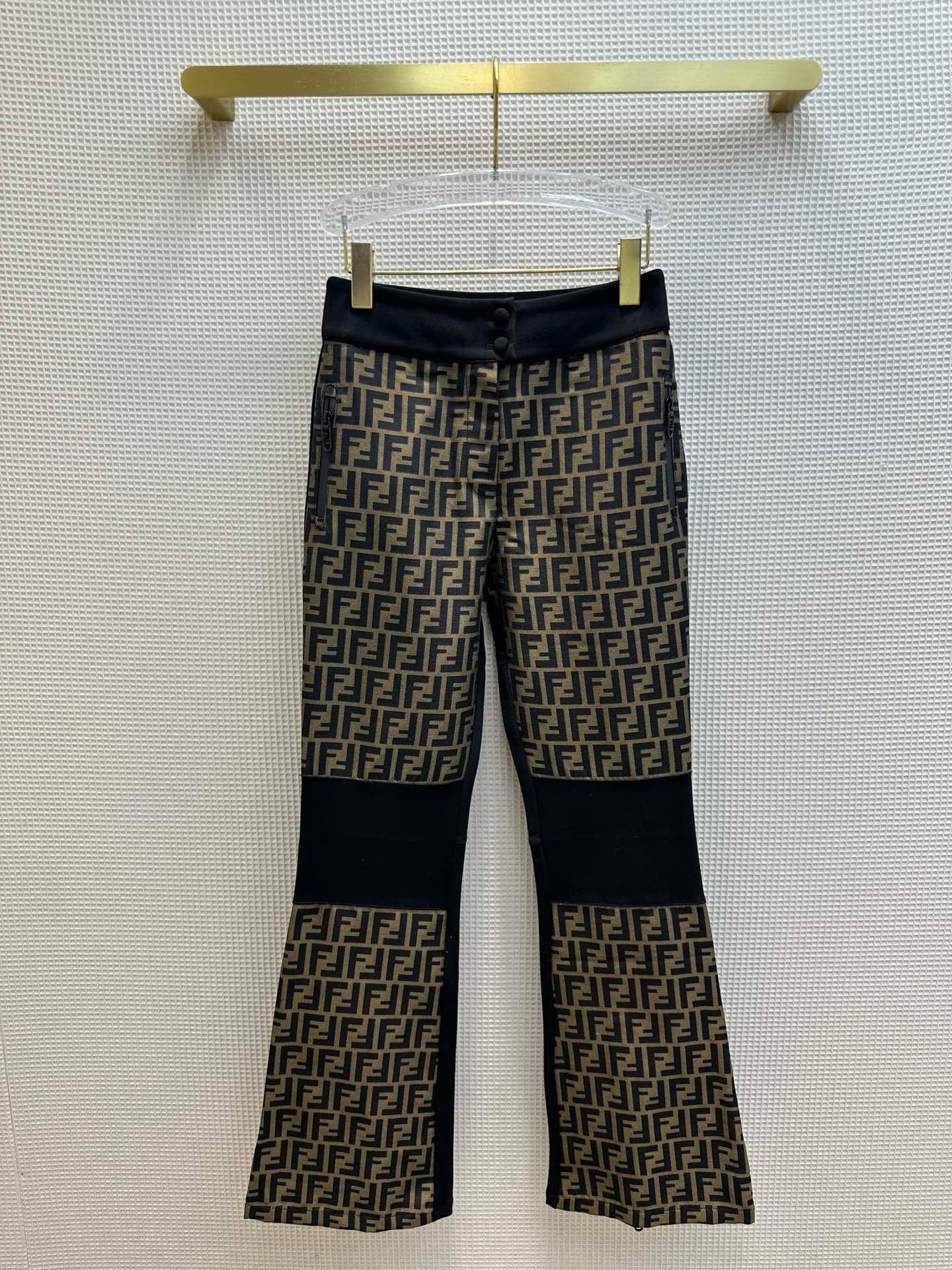 Bagsaa F**di ski trousers canvas with a FF motif