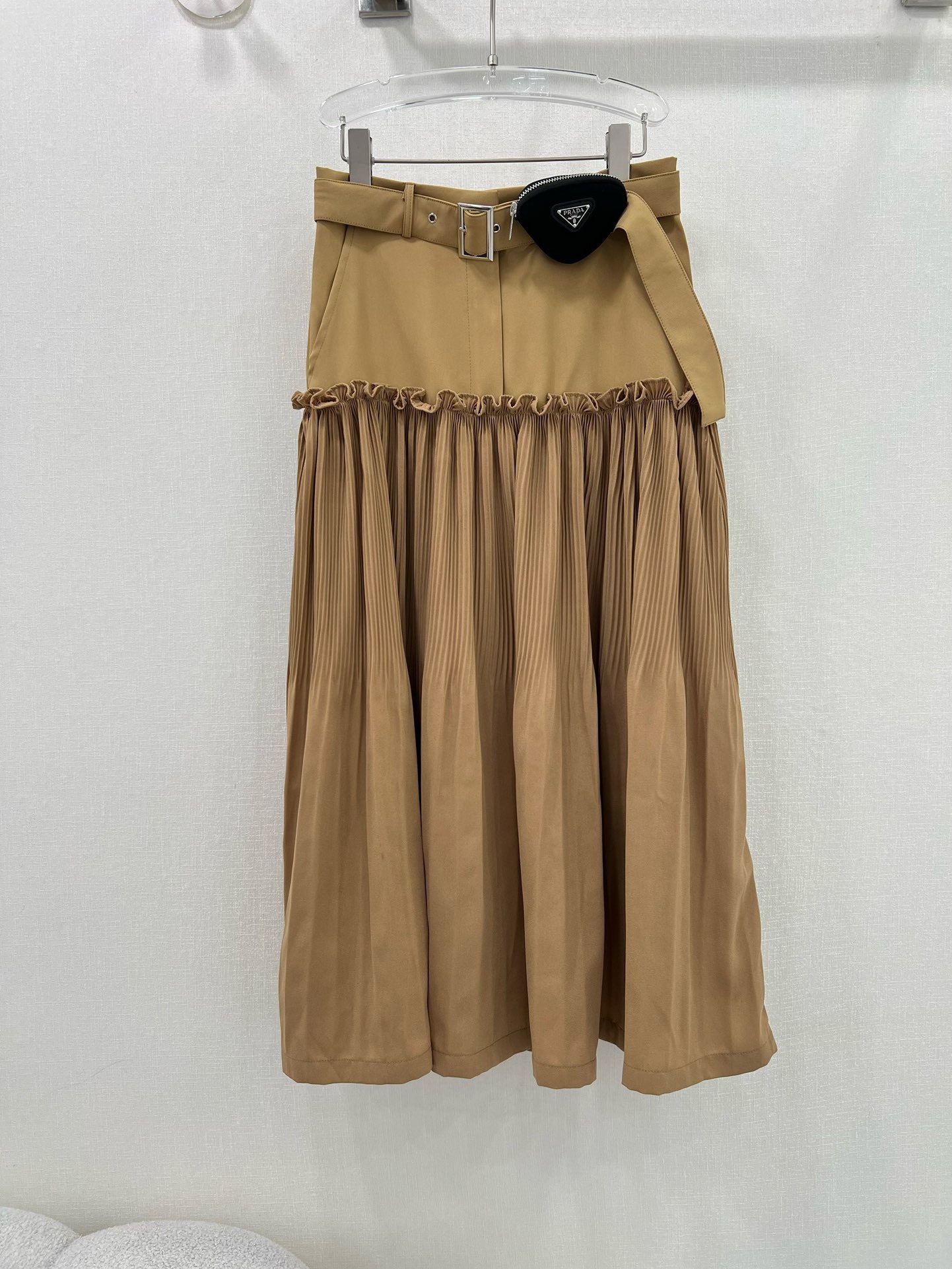 Bagsaaa Pra*a Midi Pleat Skirt With Triangle Pouch Belt
