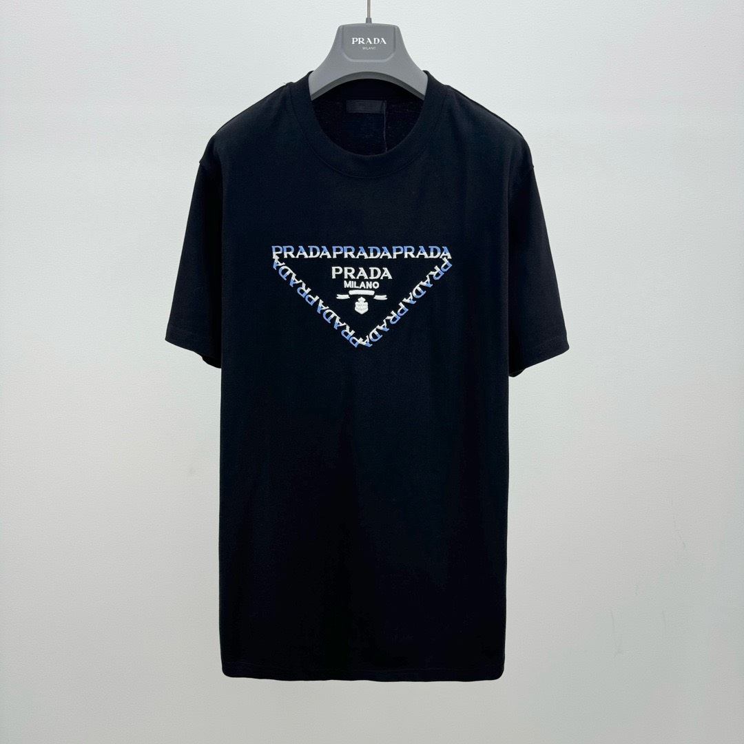 Bagsaaa Pra*a Triangle Logo Black T-Shirt 02