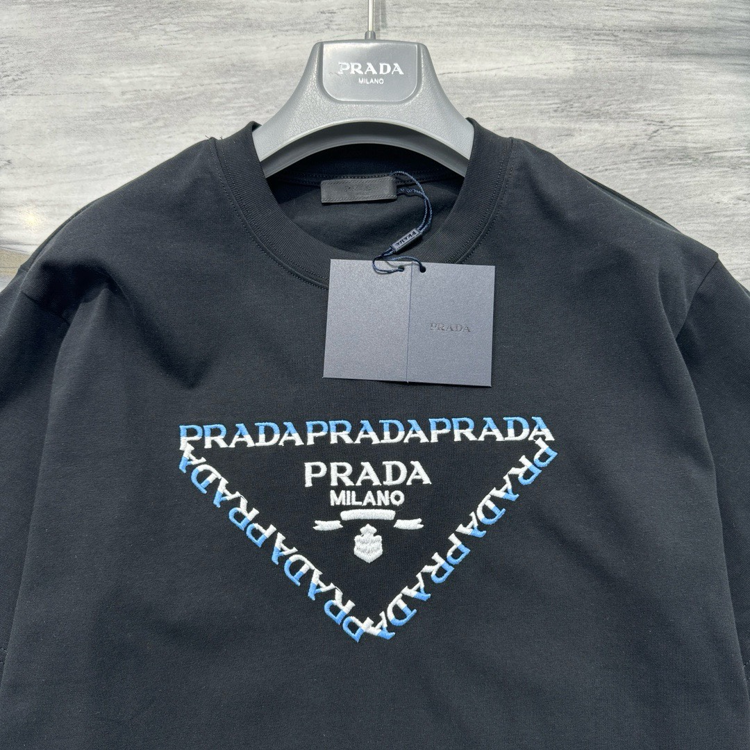 Bagsaaa Pra*a Triangle Logo Black T-Shirt 02