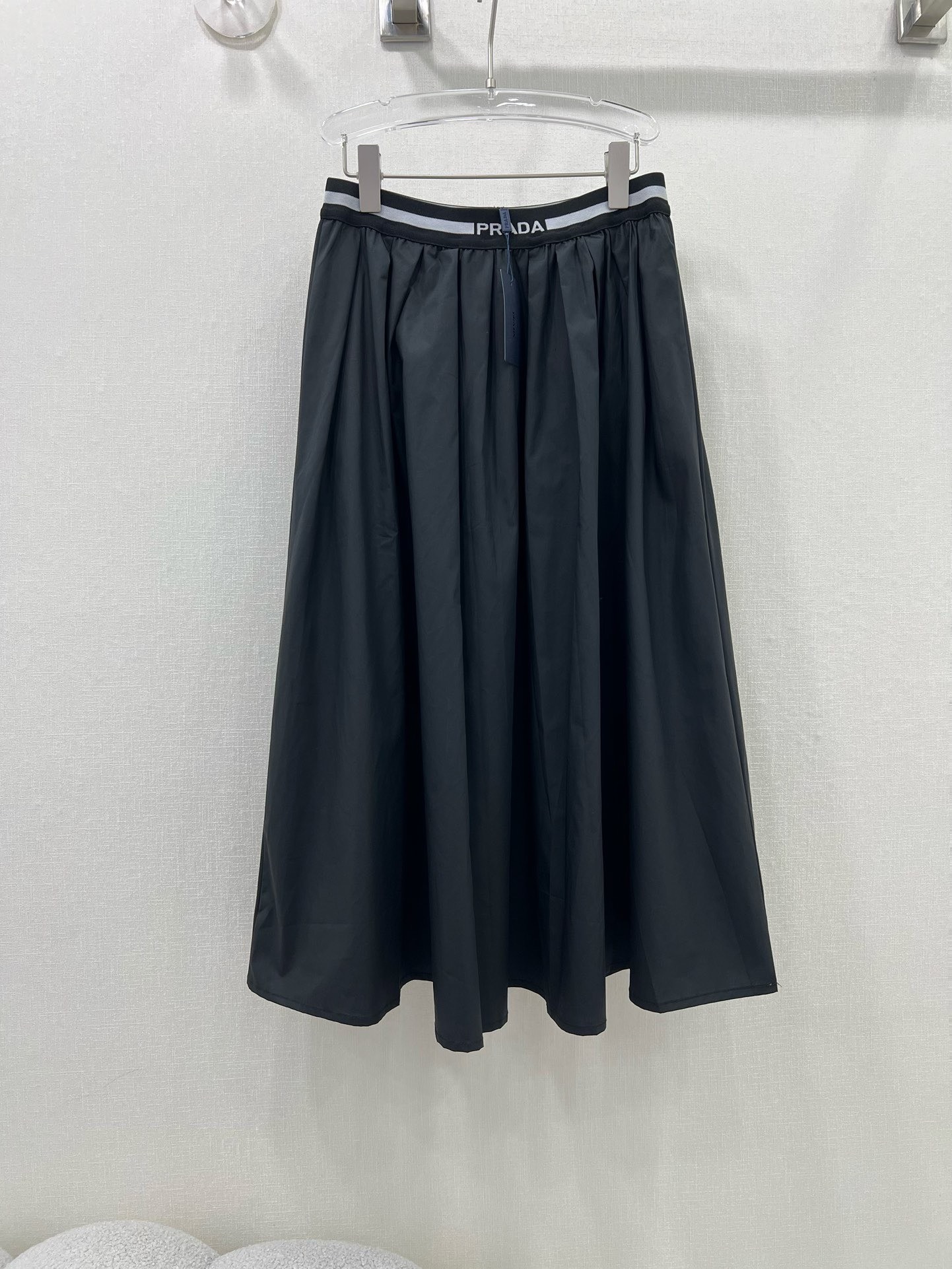 Bagsaaa Pra*a Logo-waist pleat-detail Skirt
