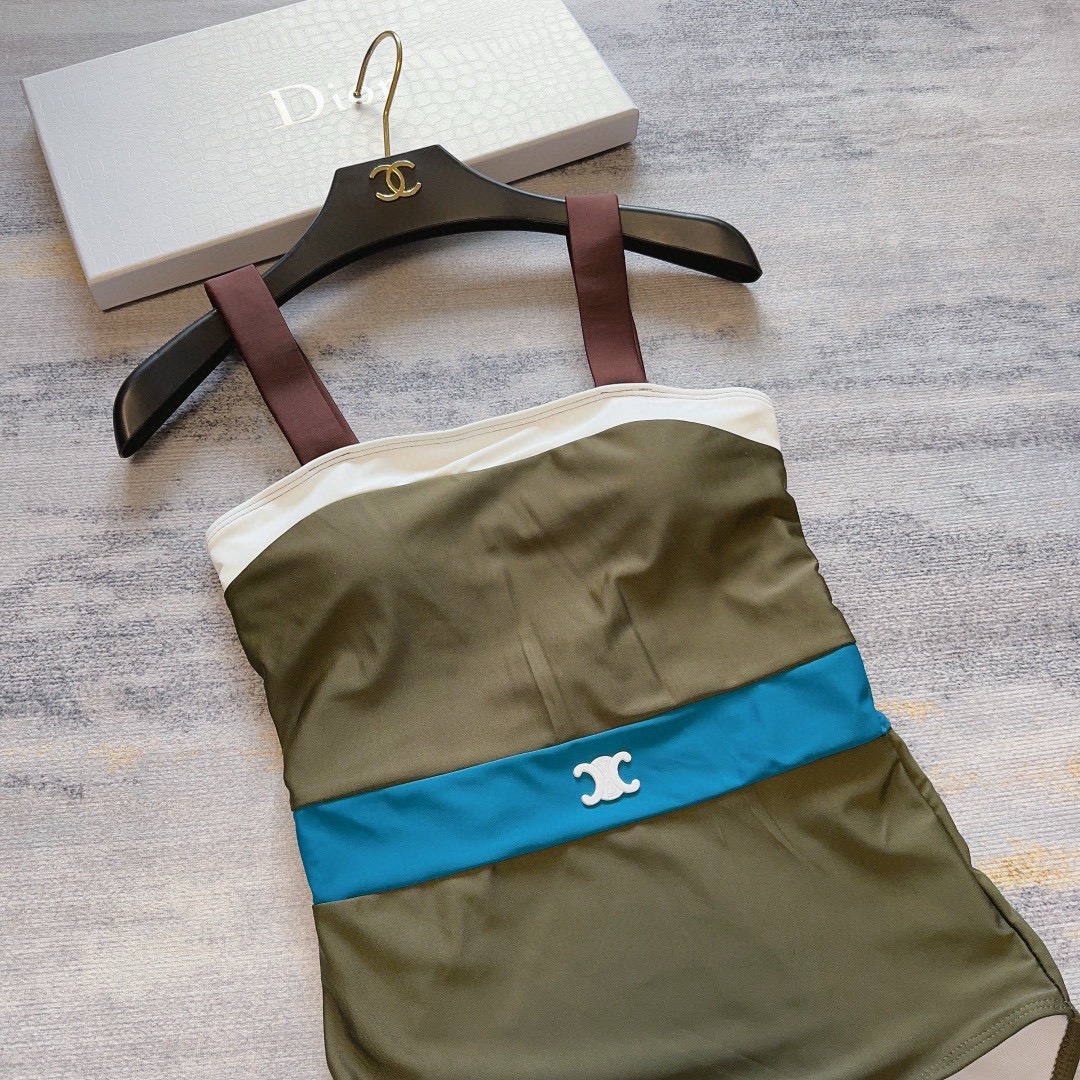 Bagsaaa Ce1i*e One Piece Swimwear In Green
