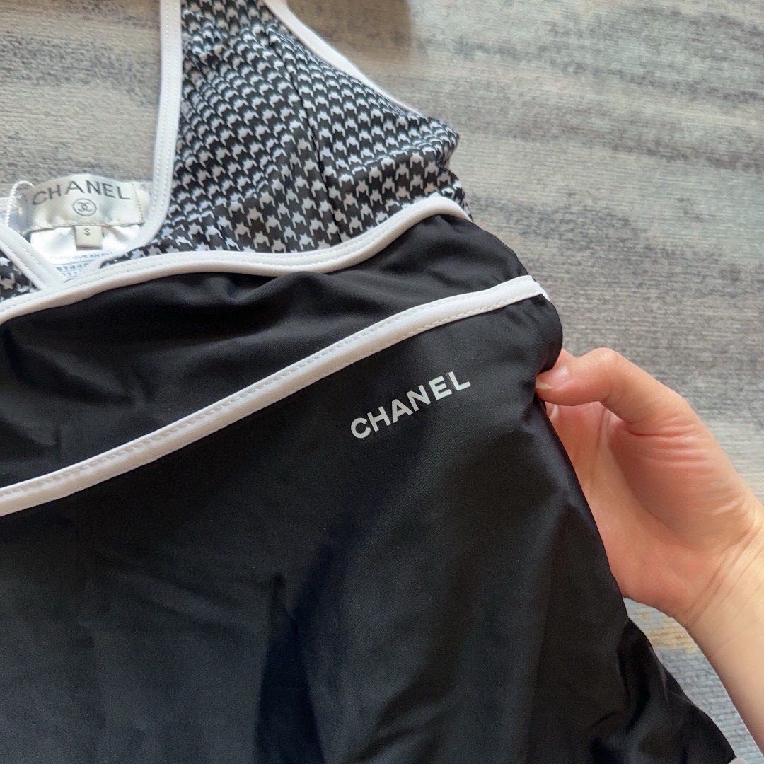Bagsaaa Chnael One Piece Swimwear