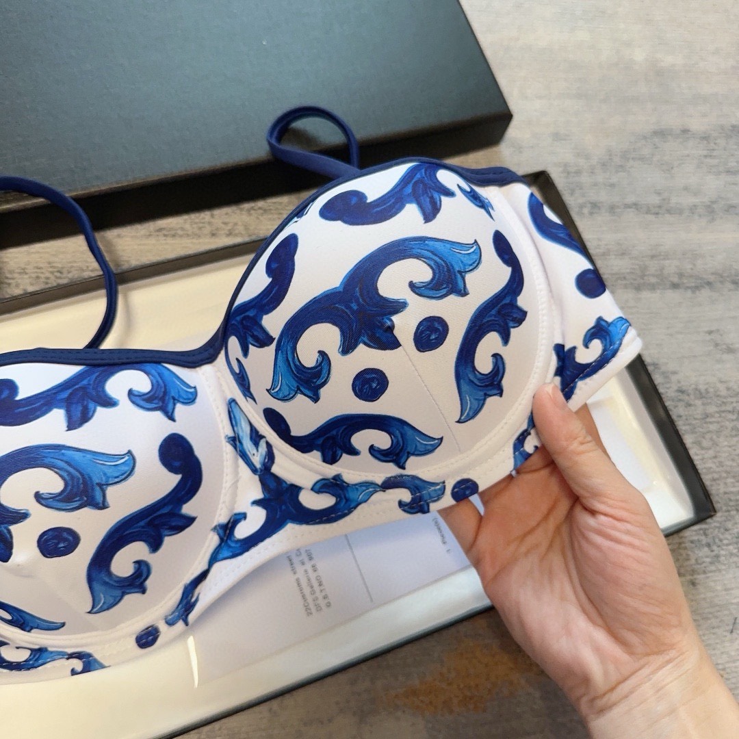 Bagsaaa Dolce&Gabbana Blue Majolica-print spandex bikini
