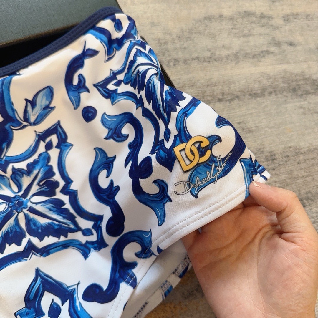 Bagsaaa Dolce&Gabbana Blue Majolica-print spandex bikini