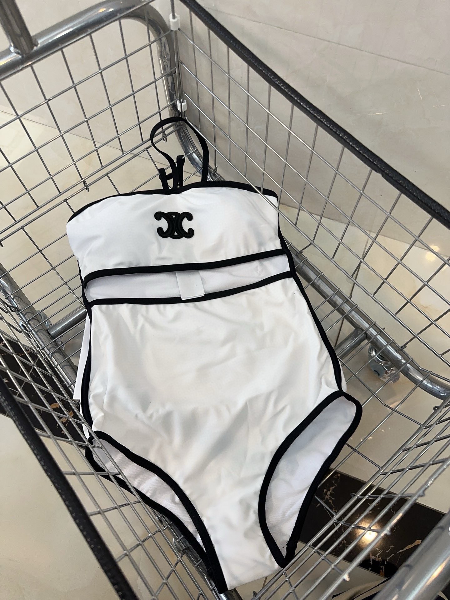 Bagsaaa Ce1i*e One Piece White Swimwear