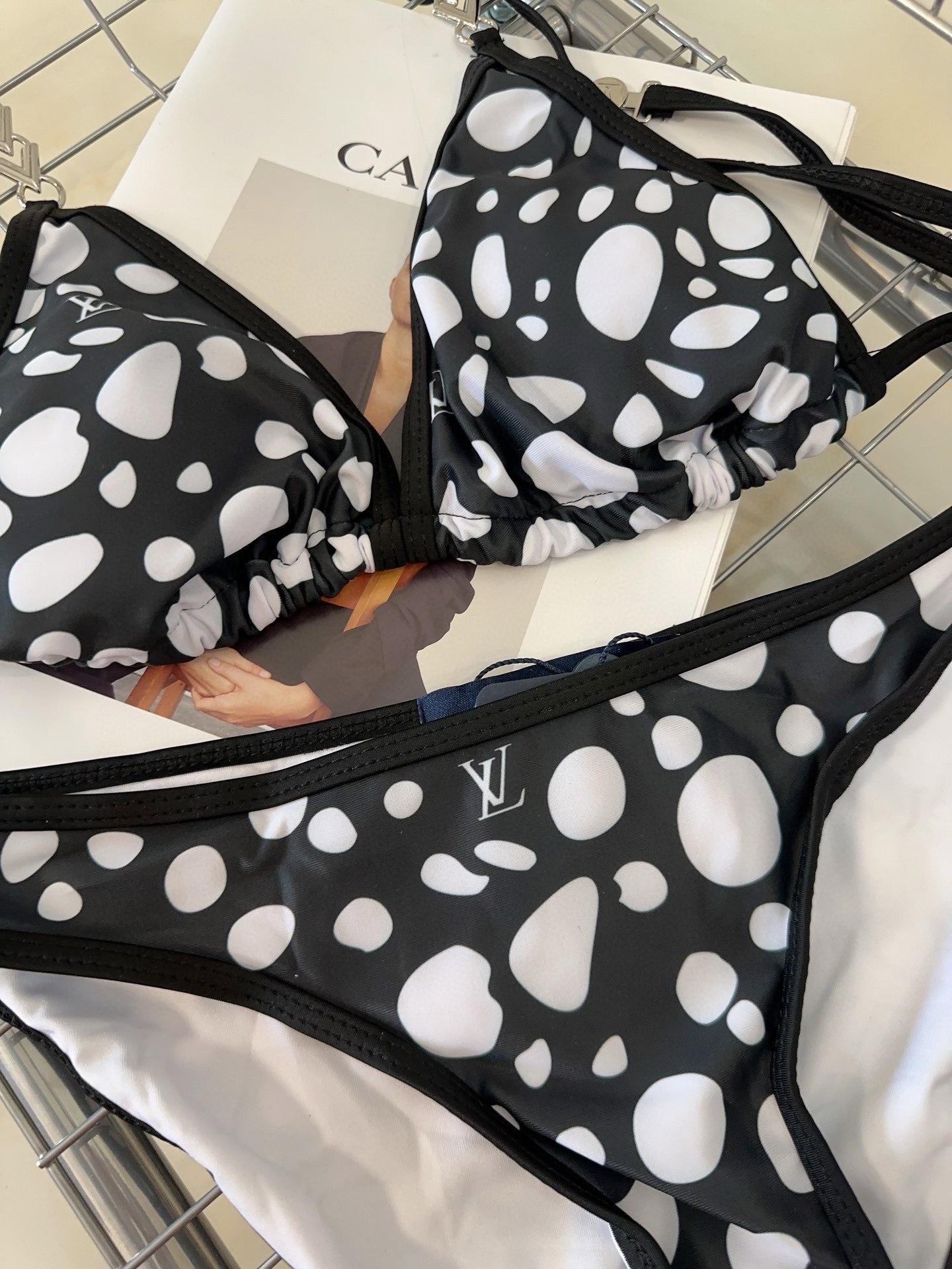 Bagsaaa L0vis Vvtt0n Black Dot Bikini