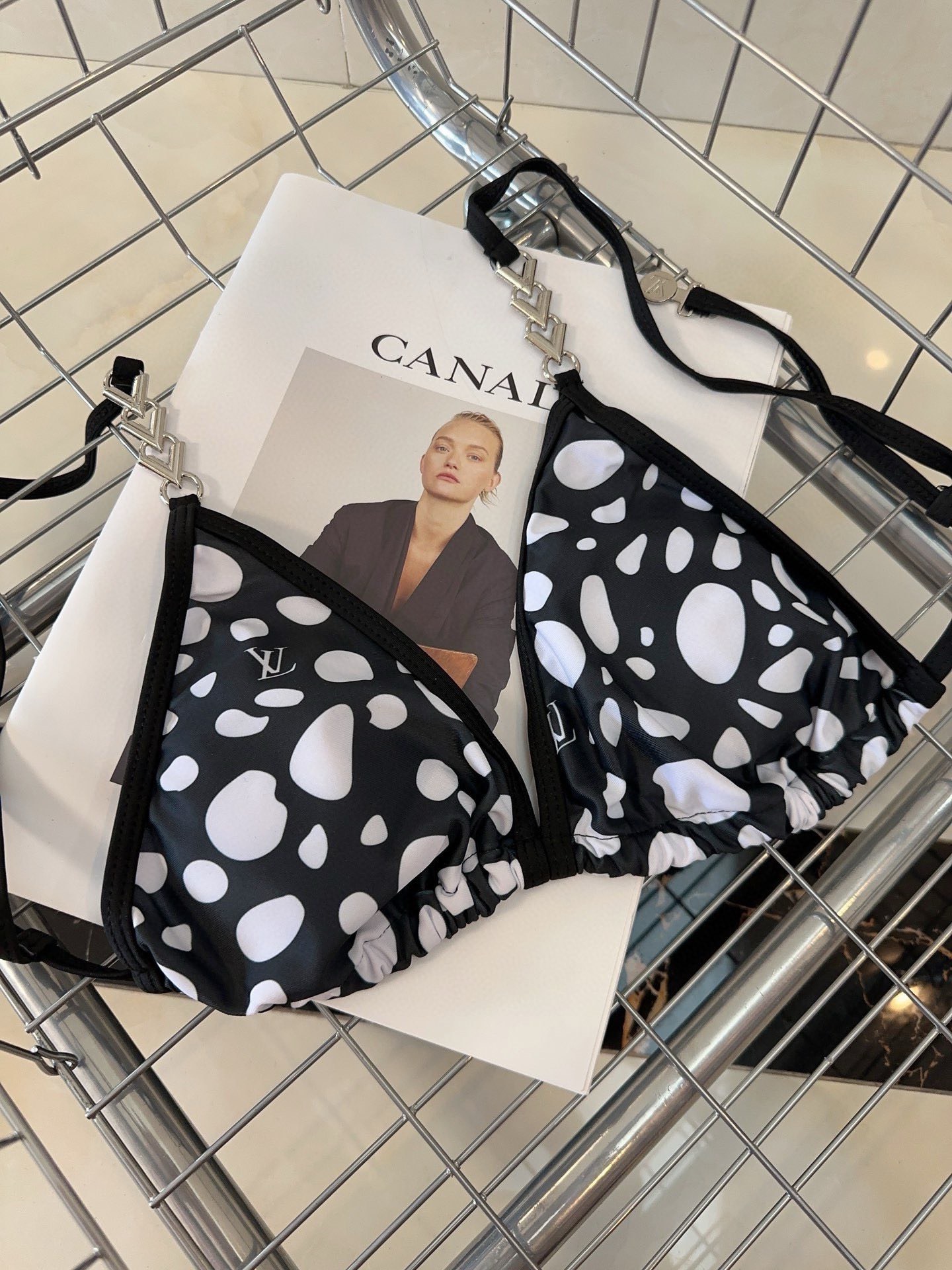Bagsaaa L0vis Vvtt0n Black Dot Bikini