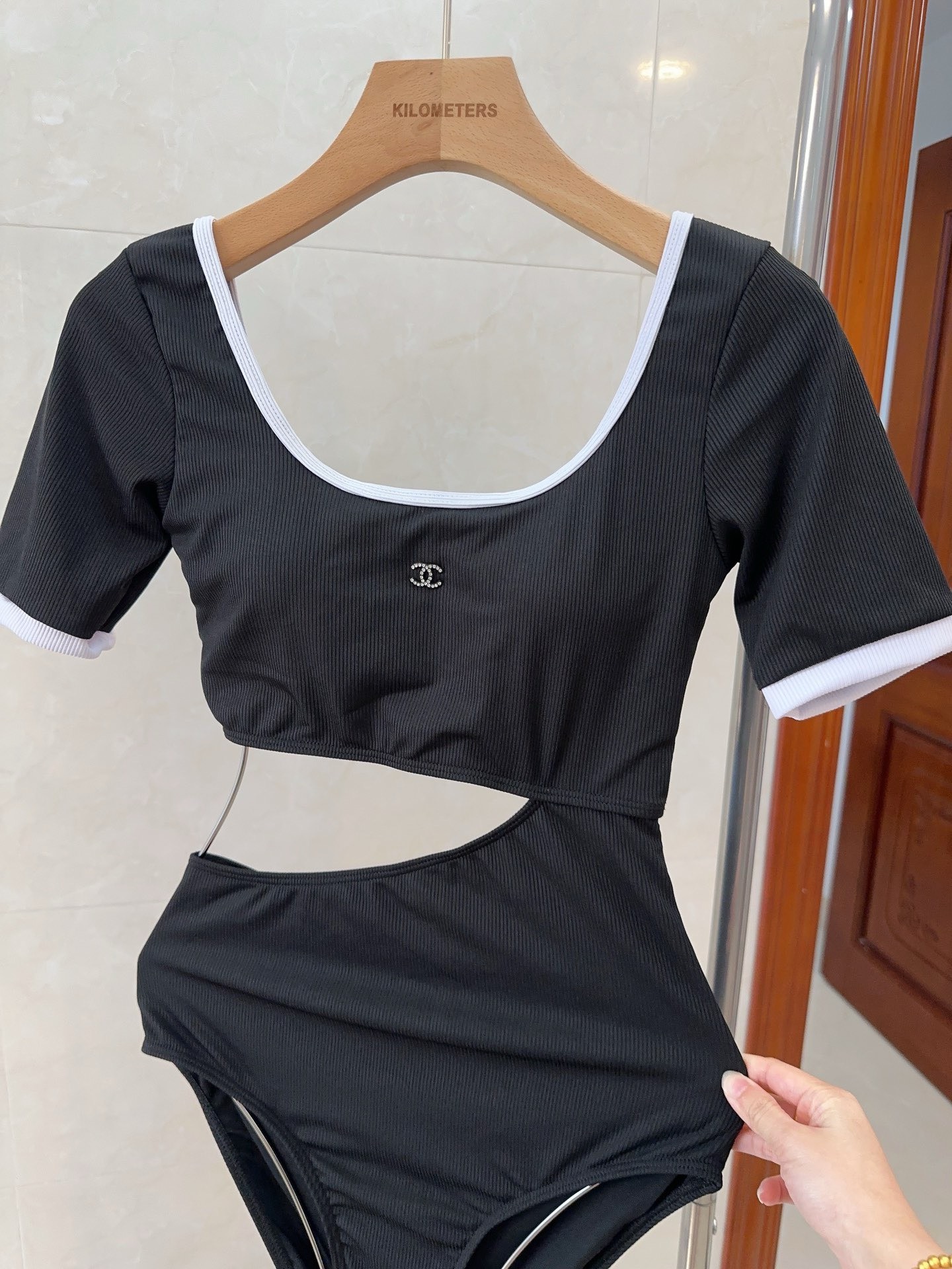 Bagsaaa Ch**el Short Sleeve Black One Piece Swimwear