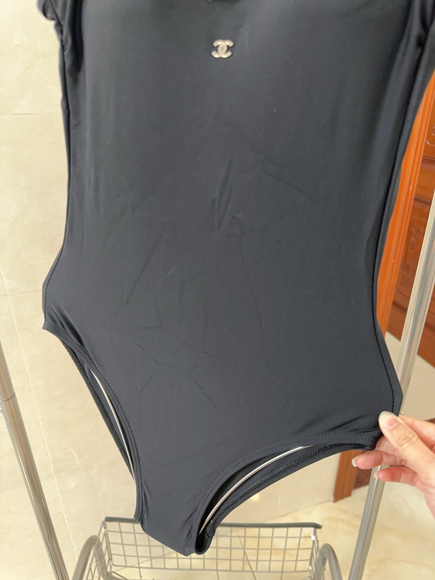 Bagsaaa Ch**el One Piece Black 02
