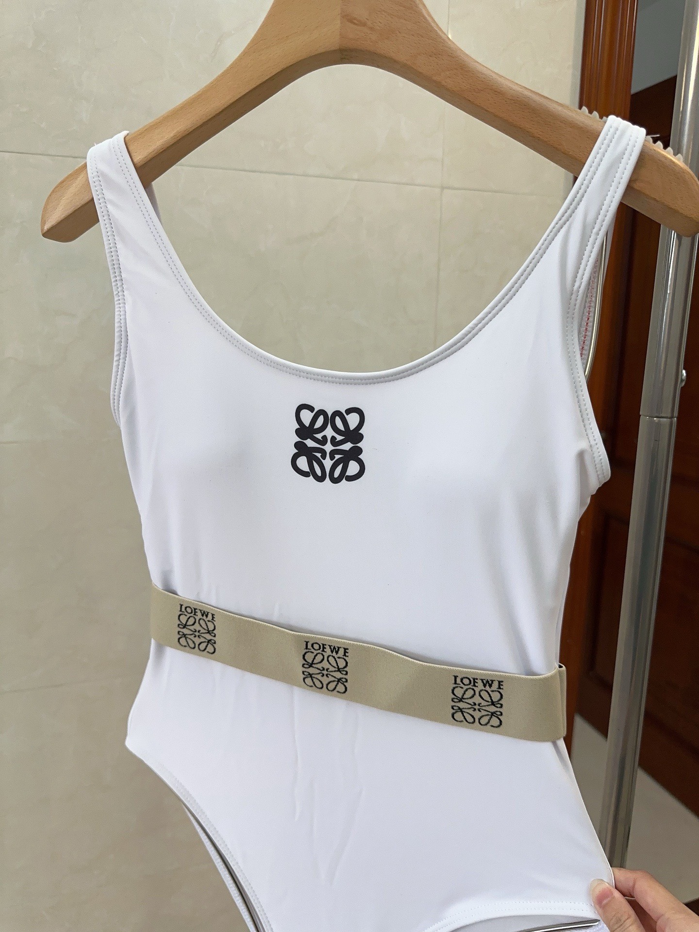 Bagsaaa L0ew* White One Piece Swimwear