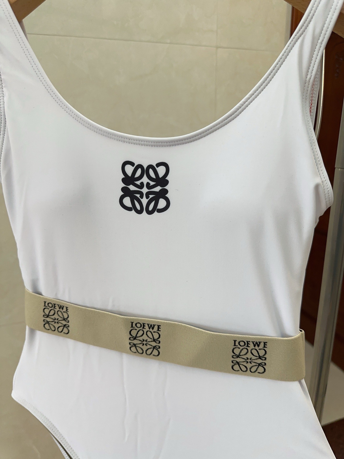 Bagsaaa L0ew* White One Piece Swimwear