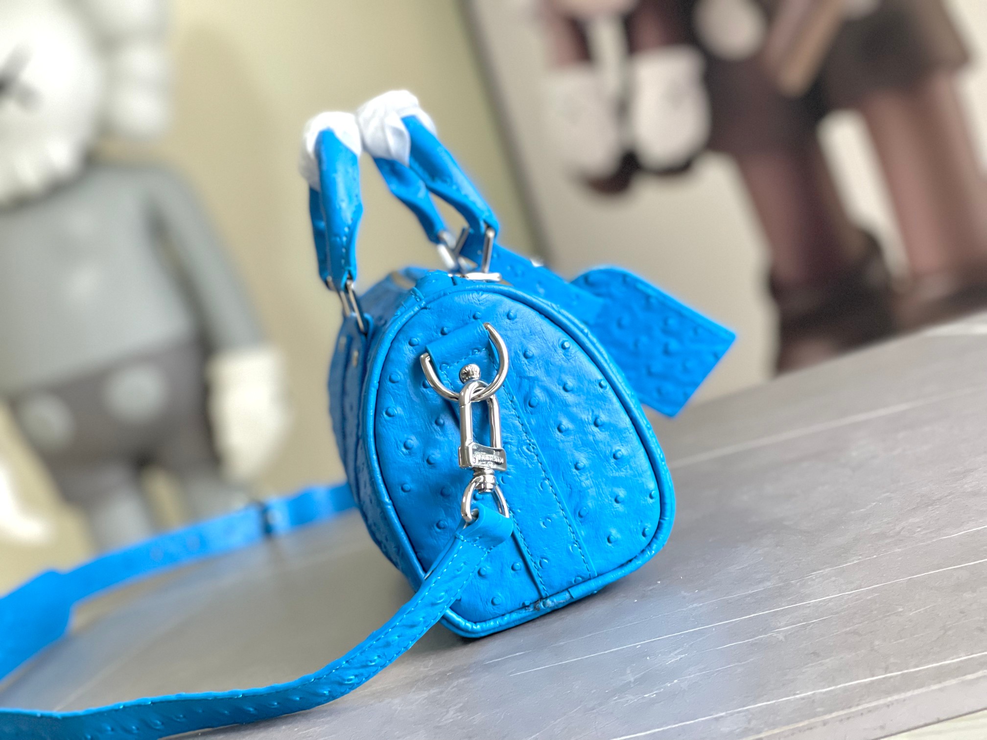 Bagsaaa L0vis Vvtt0n Keepall Bandoulière 25 Blue Ostrich leather - 25 x 15 x 11 cm