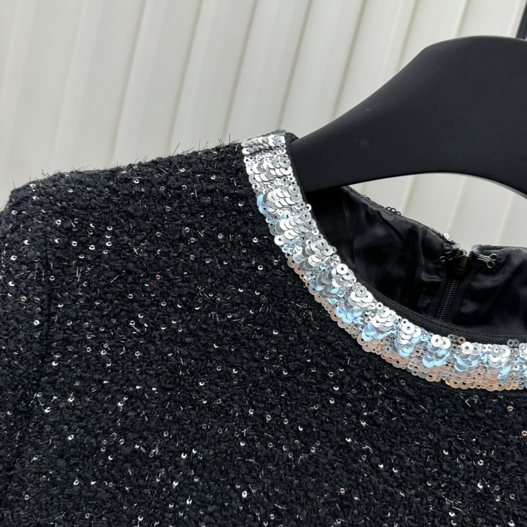 Bagsaaa Valentio Black Tweed Dress