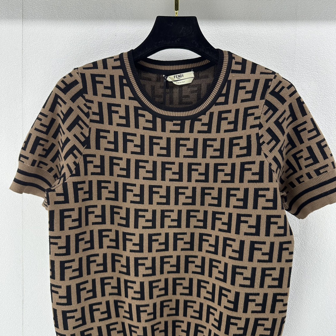 BAGSAAA F**di FF MOTIF SHORT SLEEVES PULLOVER