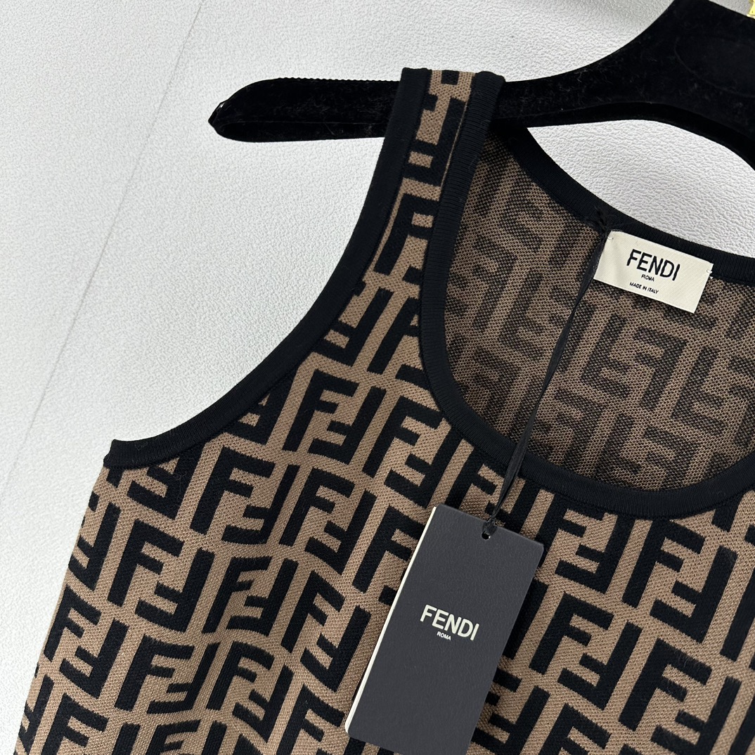 BAGSAAA F**di FF MOTIF SHORT TANK TOP