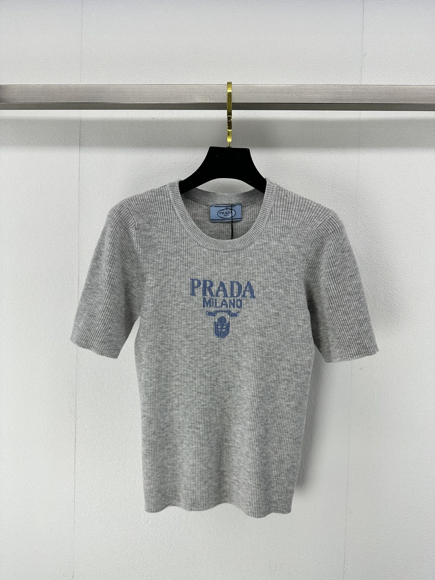 Bagsaaa Pra*a Logo-intarsia Knitted Short-sleeved