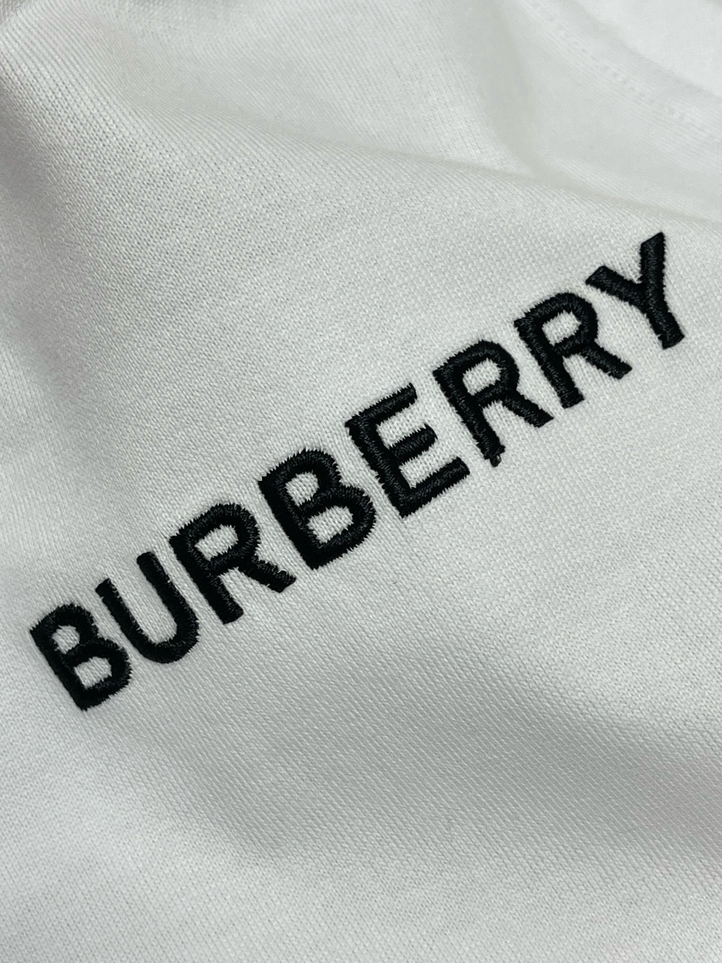Bagsaaa Bv*b*rry White T-Shirt