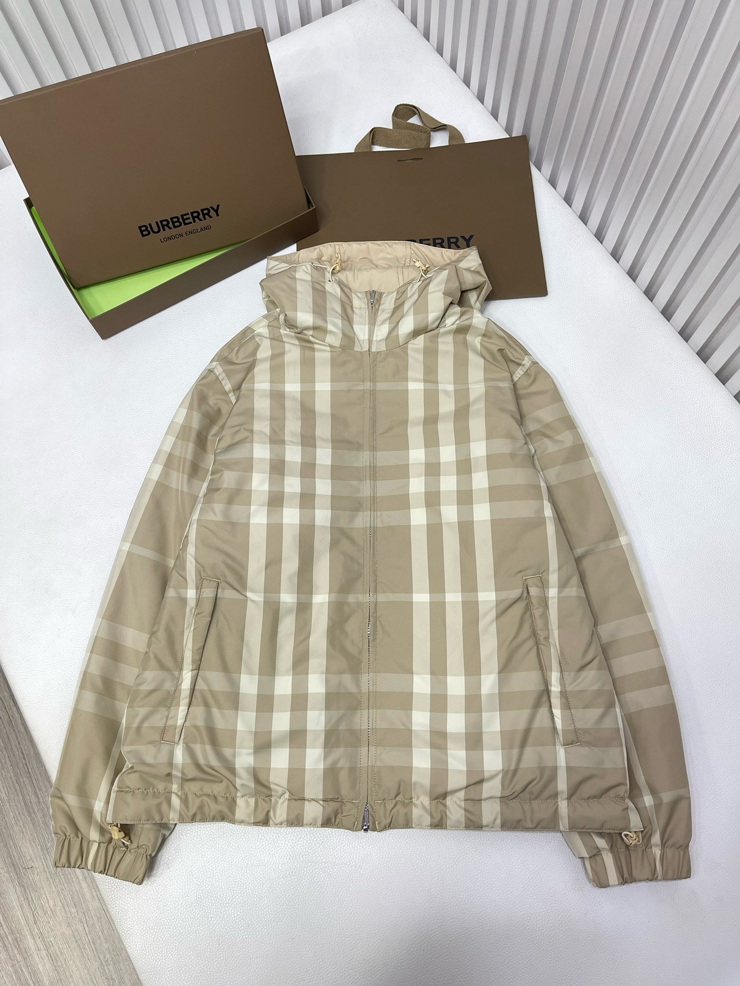 Bagsaaa Bv*b*rry Giubbino stanford in nylon beige