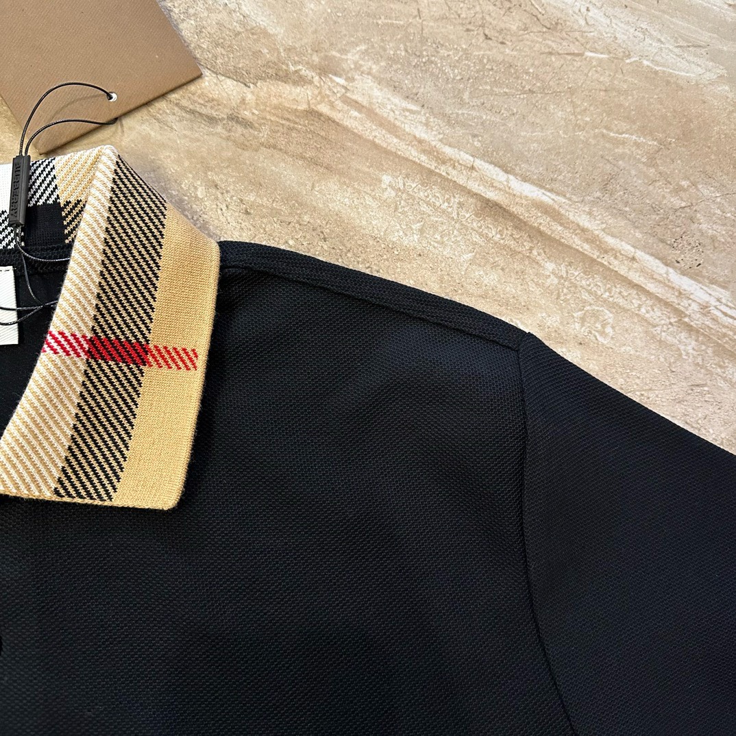 BAGSAAA Bv*b*rry LONDON ENGLAND POLO CODY SHIRT BLACK