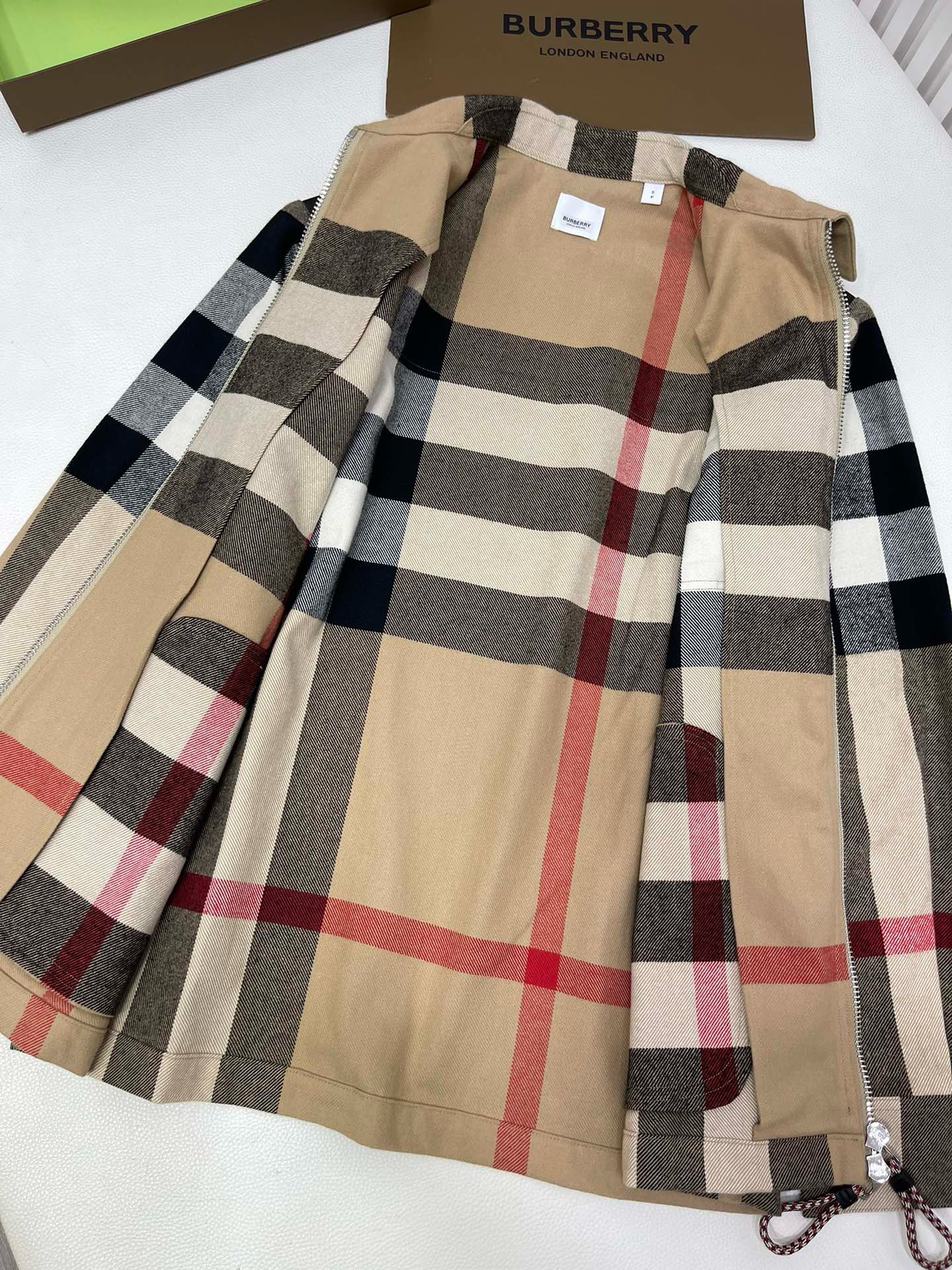 Bagsaaa Burrberry contrast panel check shirt
