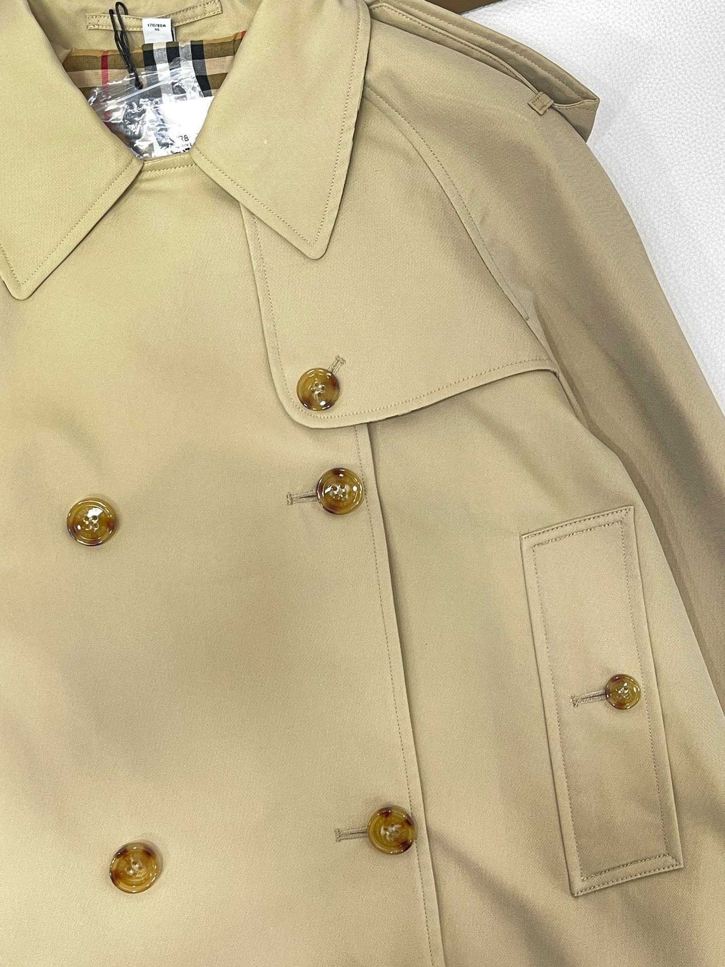 Bagsaaa Bv*b*rry Cropped Gabardine Trench Jacket