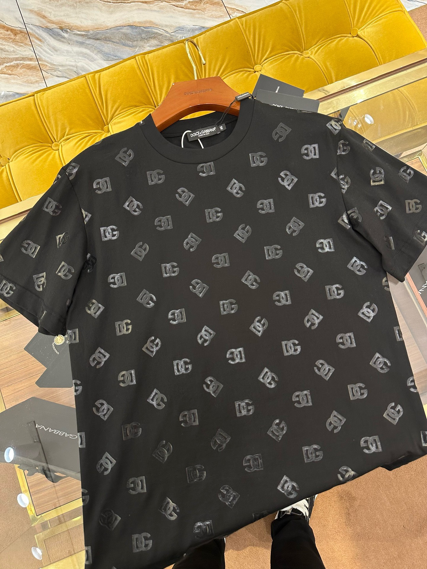 Bagsaaa Dolce&Gabbana T-SHIRT MCORTA GIRO in black