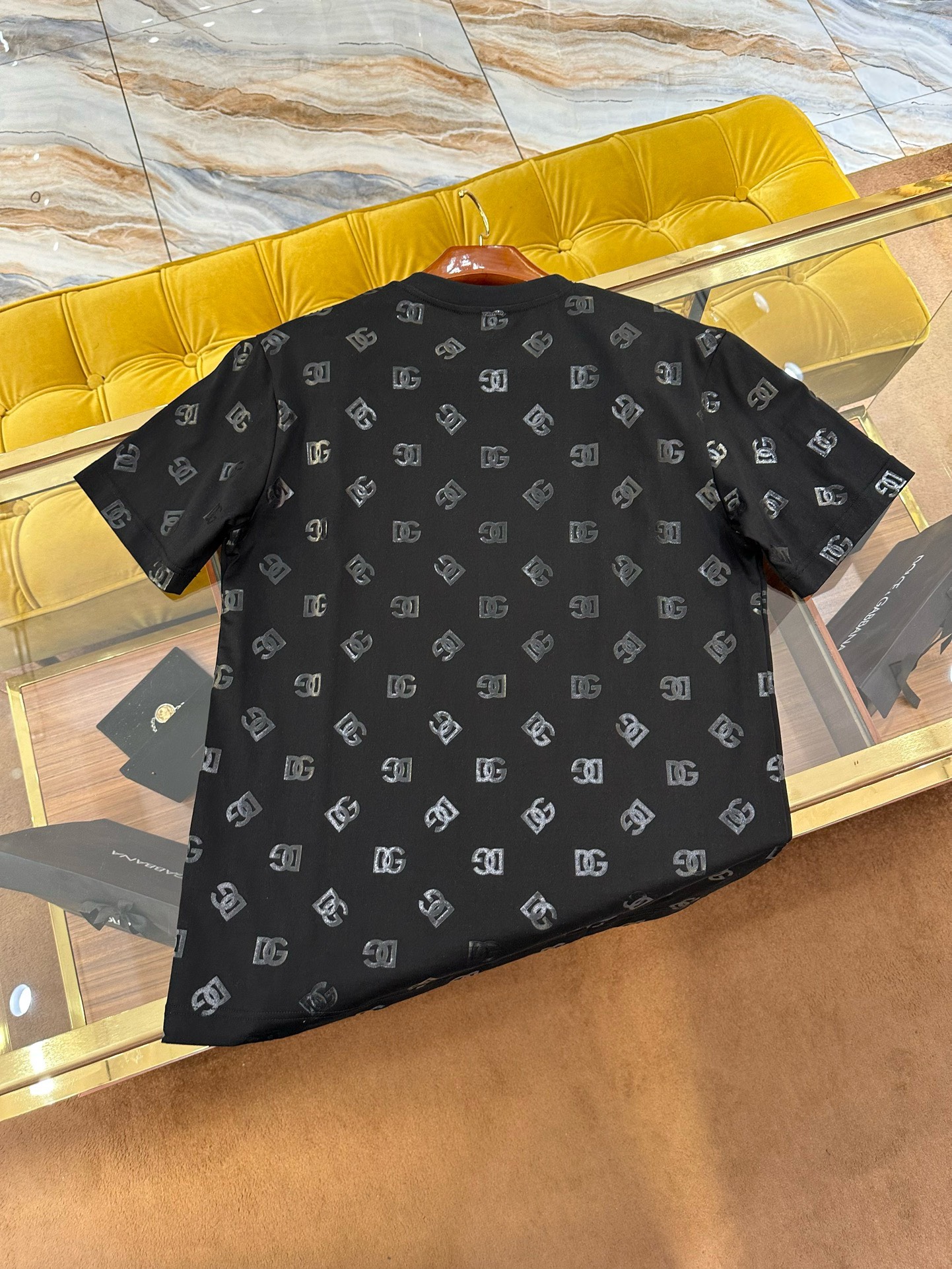Bagsaaa Dolce&Gabbana T-SHIRT MCORTA GIRO in black