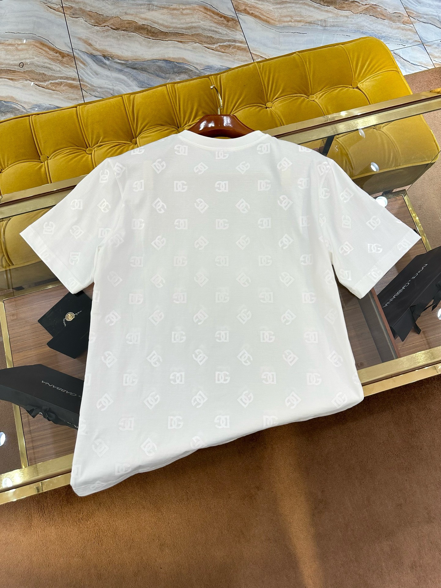 Bagsaaa Dolce&Gabbana T-SHIRT MCORTA GIRO in white