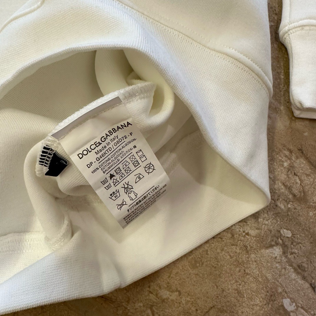 Bagsaaa DOLCE & GABBANA Cotton crew-neck white sweatshirt