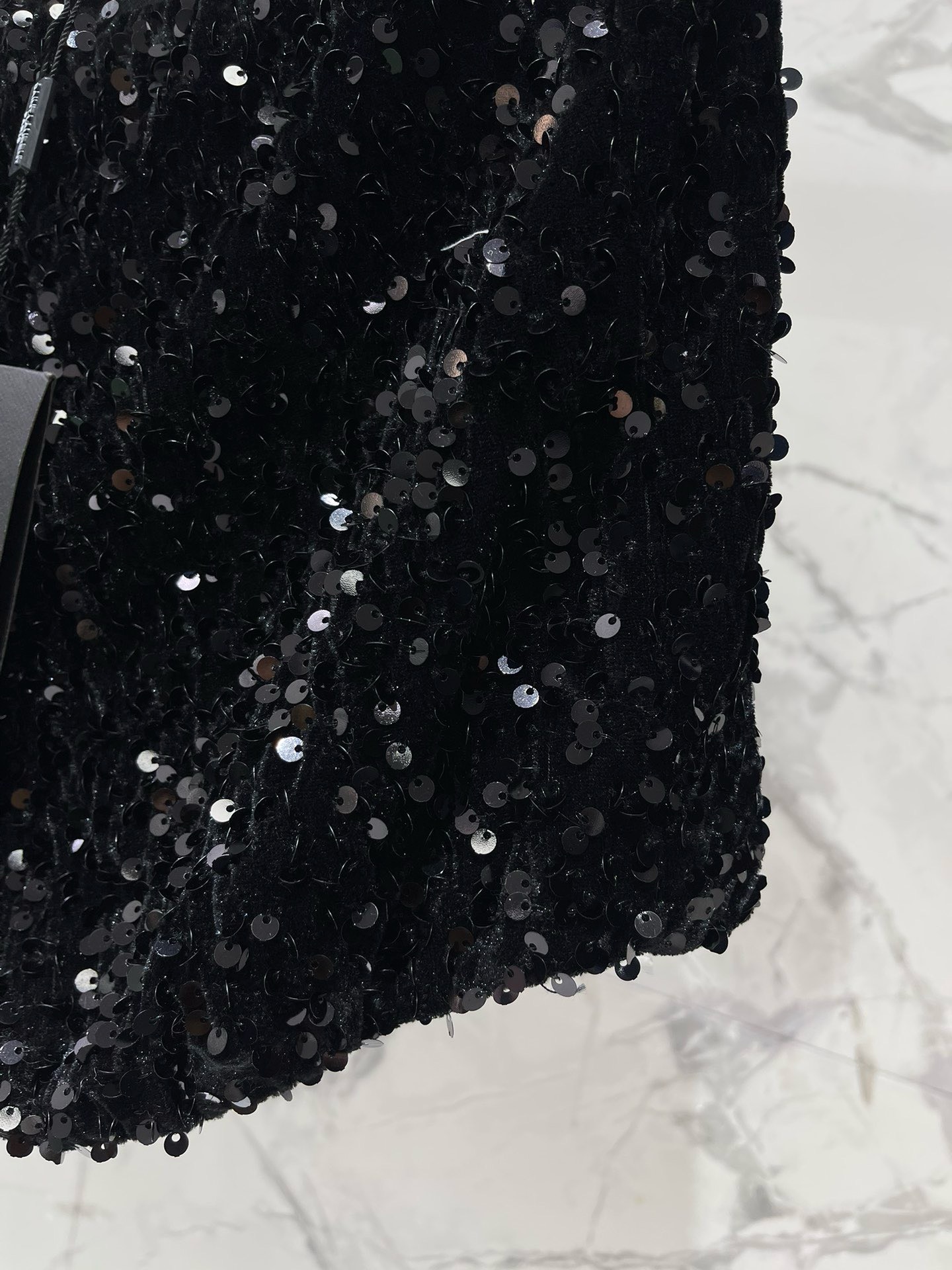 Bagsaaa Y51 Sequins Black Top