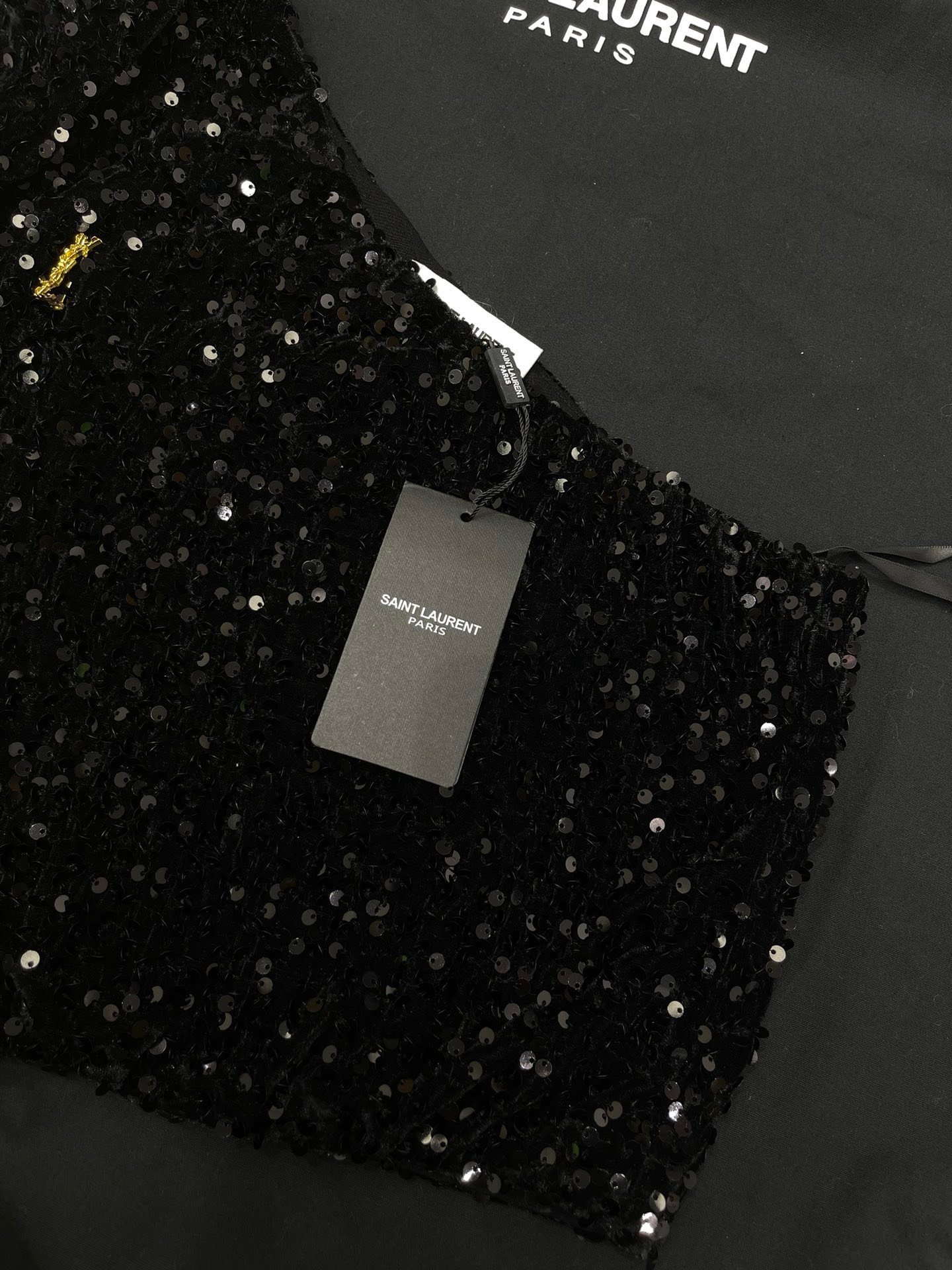 Bagsaaa Y51 Sequins Black Top