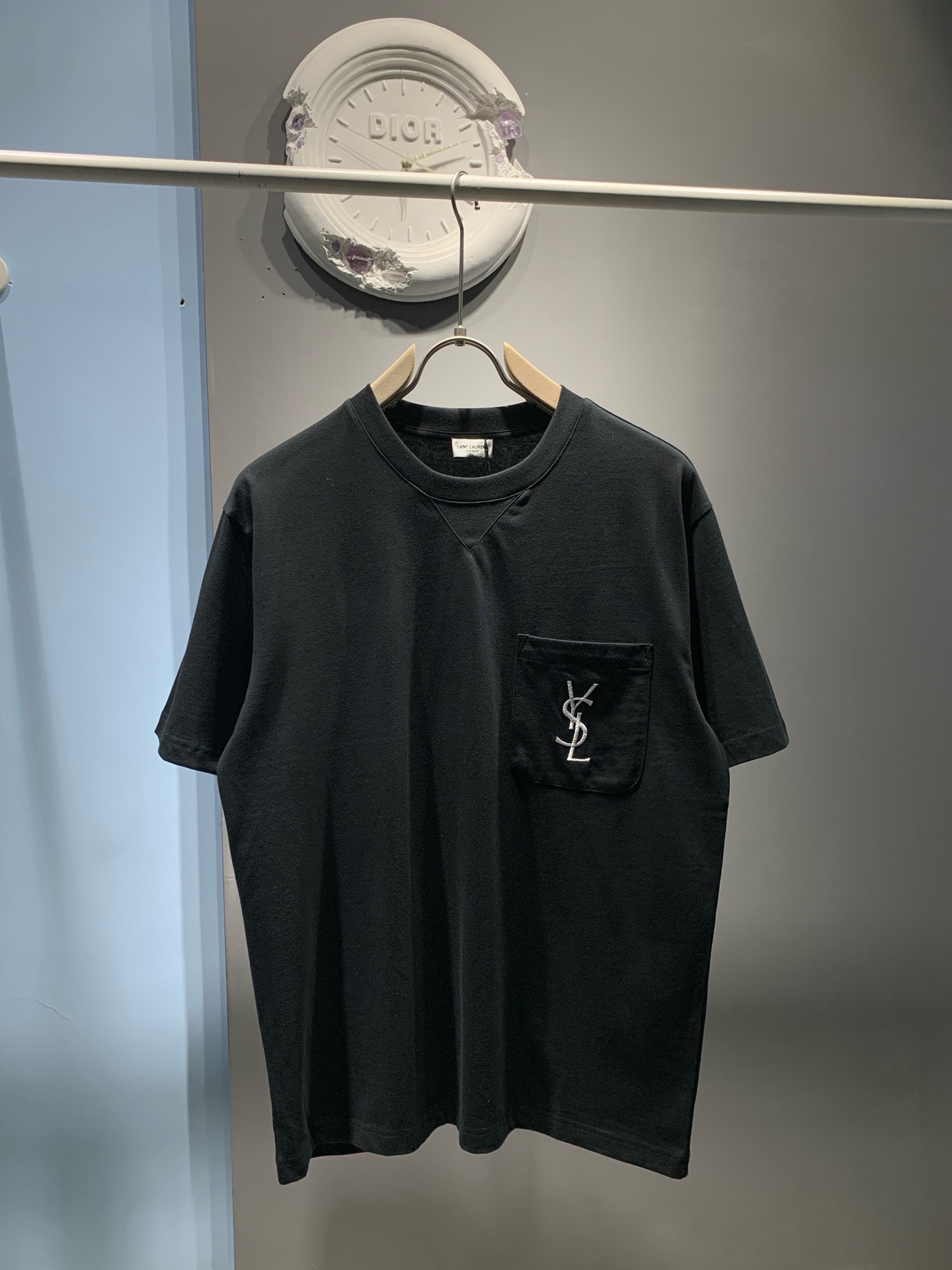 Bagsaaa Y51 Black Front Pocket T-Shirt