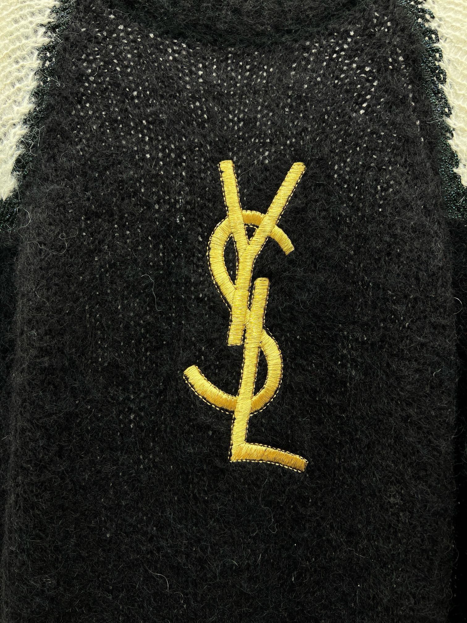 Bagsaaa Y51 Mohair Blend Knit Sweater