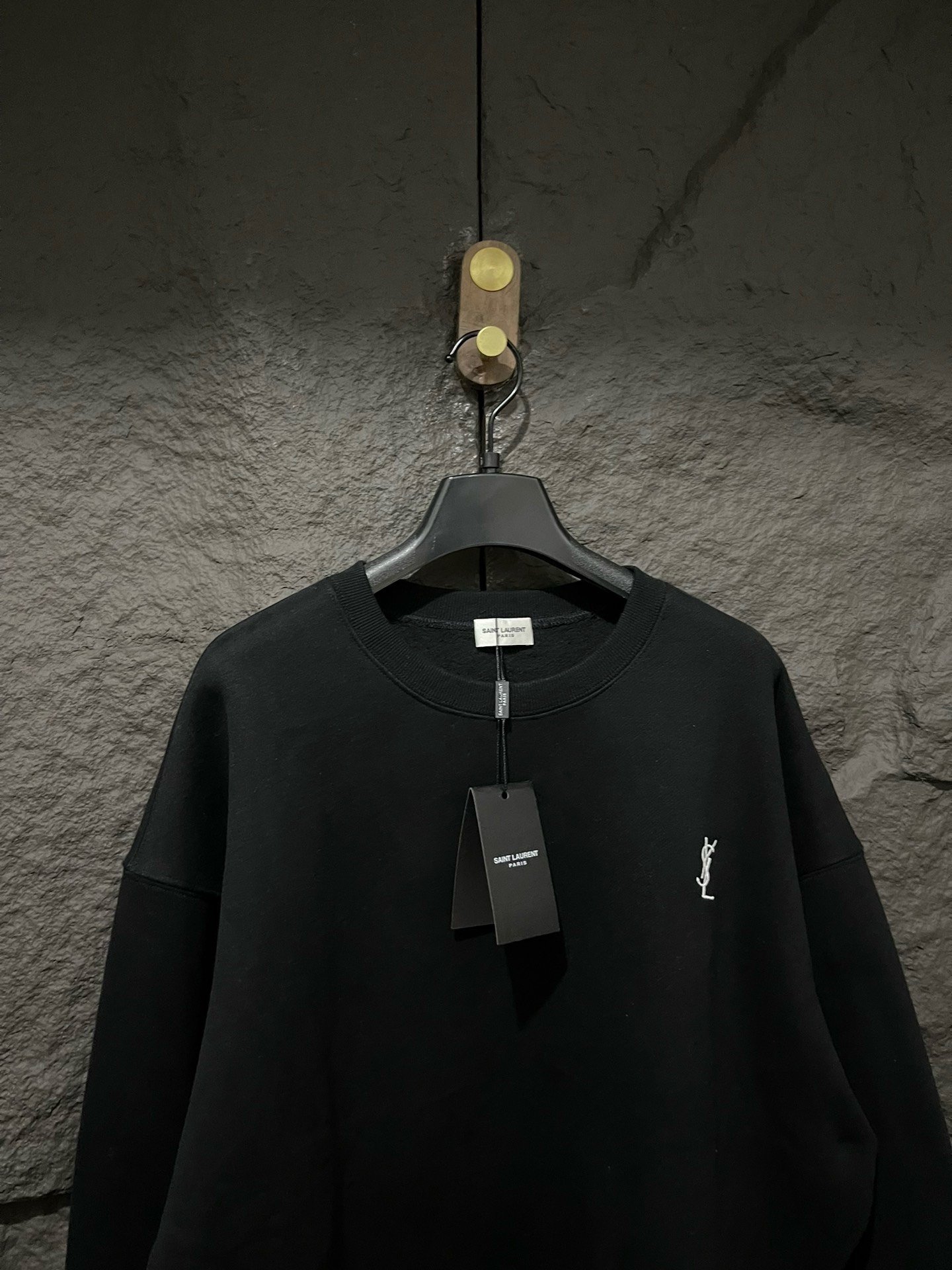 Bagsaaa Y51 Black Sweater