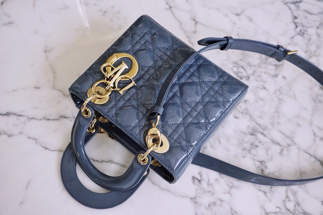 Bagsaaa D10r Small Lady Bag Blue Patent Cannage Calfskin 20cm